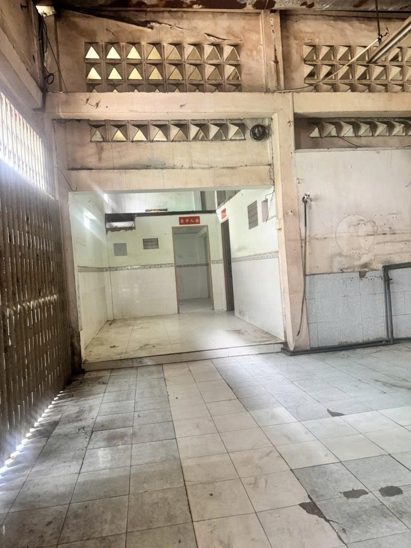  Bán nhà Hẻm 8m Minh Phụng - gần Hồng Bàng, 7,1x22m, Cấp 4 - tiện mua xây mới, chỉ 17,9 tỷ. 