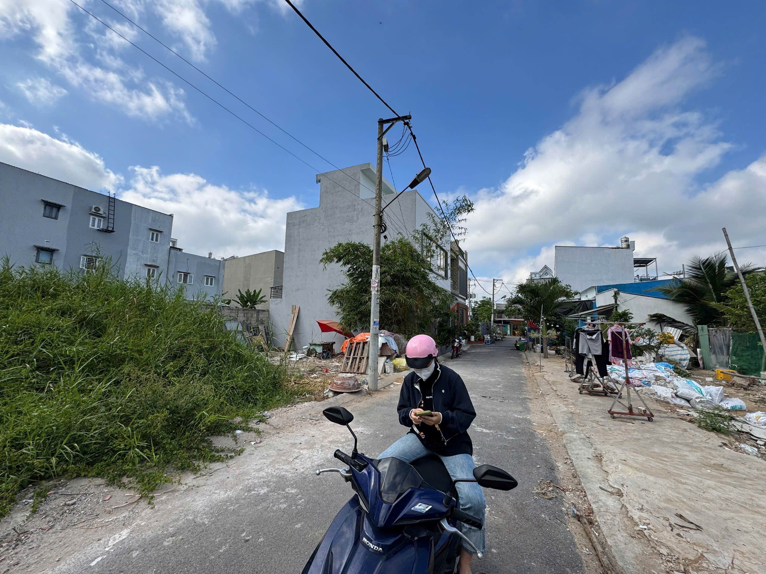  HÓT - GẤP BÁN ĐẤT PHƯỚC KIỂNG 5.8 x 22 CHỈ 5 TỶ 150 ĐƯỜNG 8M 