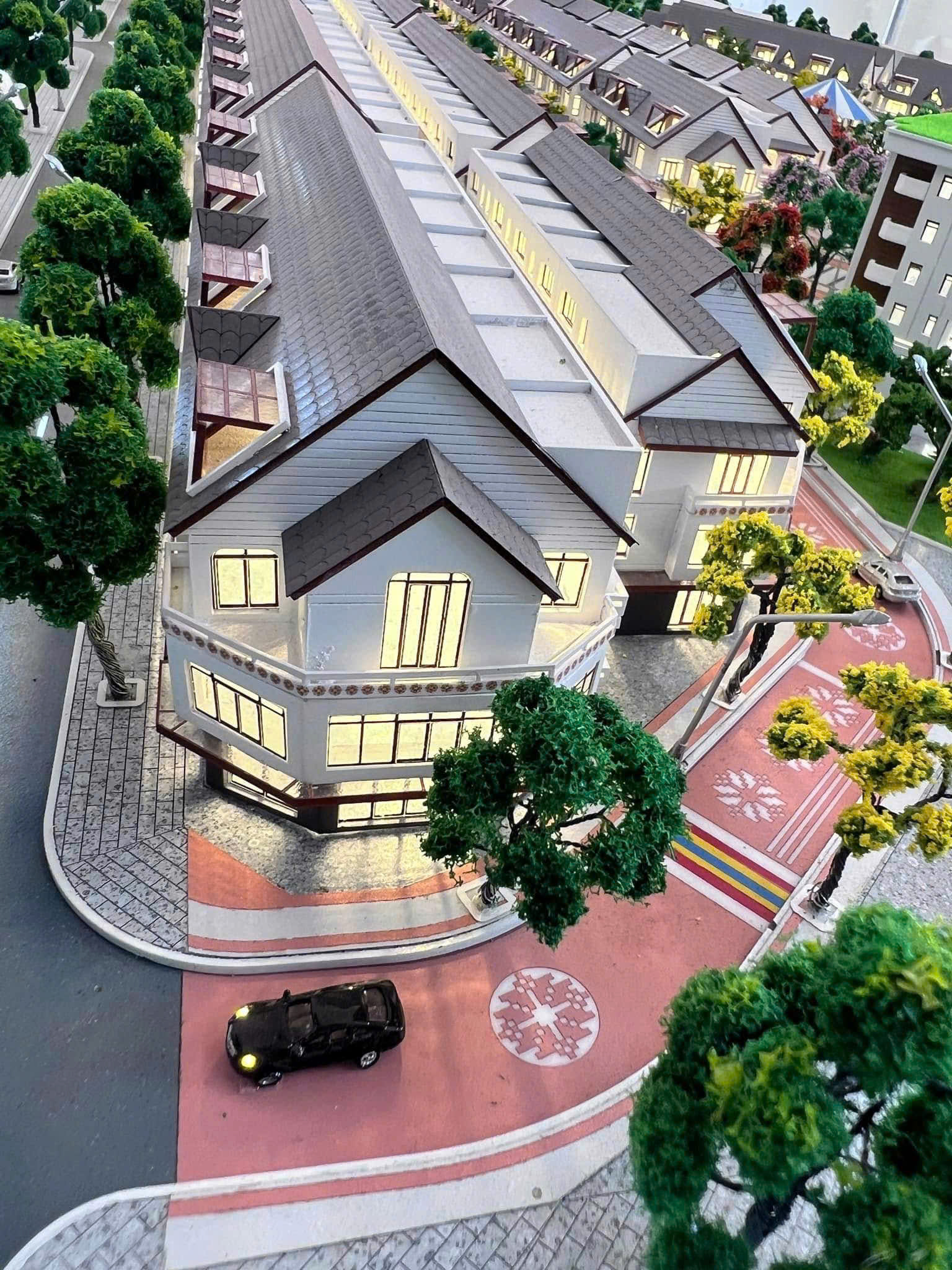  Nhà phố vườn ecopalace BMT  