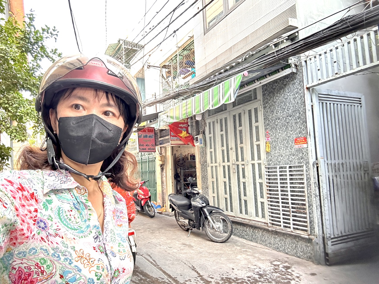  CHỈ 2.4T - CHỦ THIỆN CHÍ BÁN NHÀ CÁCH 100M RA MẶT TIỀN XE HƠI Đ. ĐOÀN VĂN BƠ- GĂN CHỢ 200 Đ. XÓM CHIẾU- RA TÔN ĐẢN- 5P ĐẾN TRƯỜNG ĐẠI HỌC NGUYÊN TẤT THÀNH. 