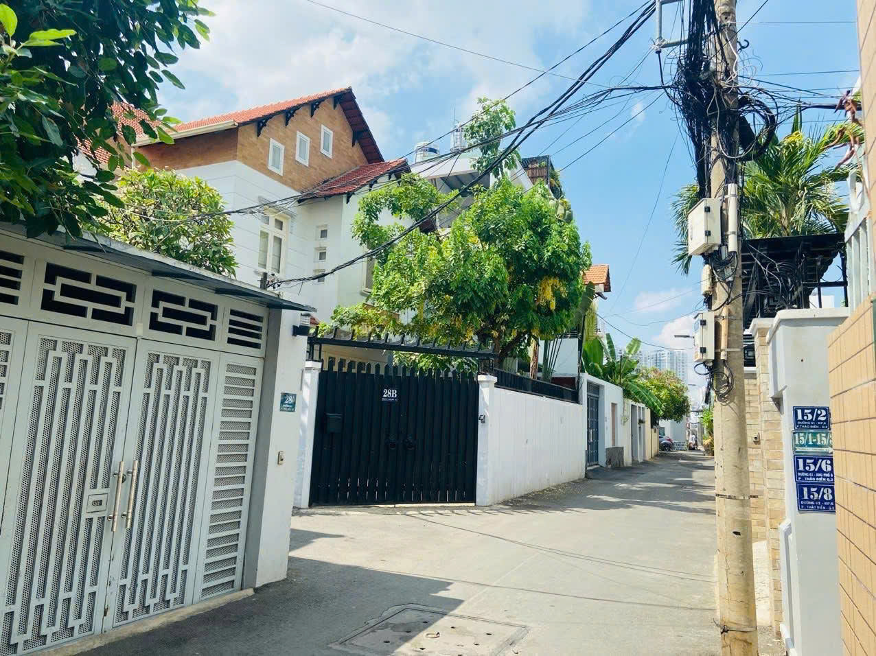  Biệt thự 385m2 Thảo Điền, Góc 2 mặt tiền Đường 66-Nguyễn Văn Hưởng, hồ bơi, HDT 70tr, 59.5 tỷ 