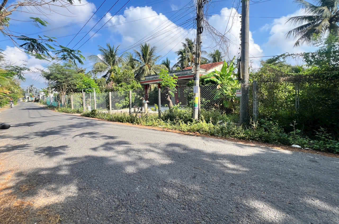  CHÍNH CHỦ CẦN BÁN LÔ ĐẤT 125m2 CHỈ 1 TỶ 400 TRIỆU CÓ VỊ TRÍ ĐẸP TẠI P. MỸ PHONG - TP. MỸ THO - TIỀN GIANG. 