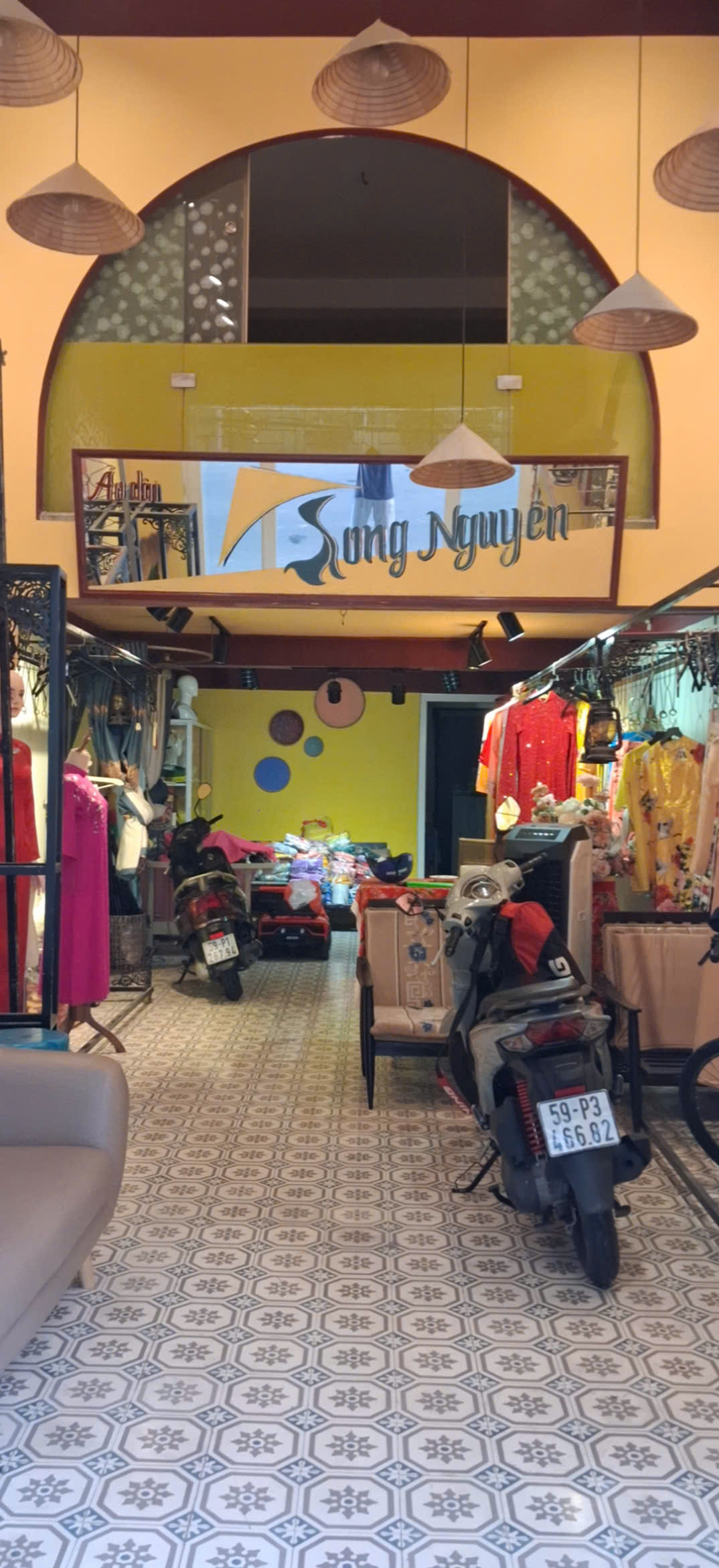  NHÀ ĐẸP – GIÁ TỐT – CHÍNH CHỦ CẦN BÁN NHÀ Đường Quảng Hiền, P.11, Q.Tân Bình, TP.HCM 