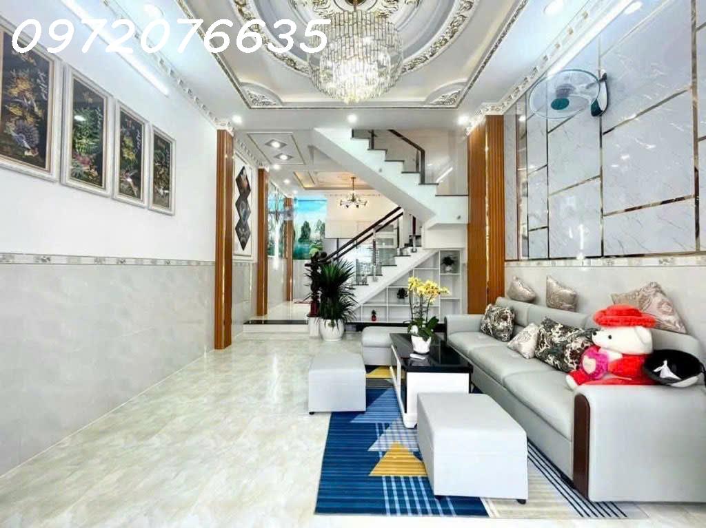  CHỈ 5.x TỶ- HUỲNH TẤN PHÁT- GẦN HOÀNG QUỐC VIỆT- BÁN NHÀ MỚI 3 TẦNG- DT 4.2 x 12.5- XE HƠI ĐỖ CỬA- HIỆN HỮU- HOÀN CÔNG. 