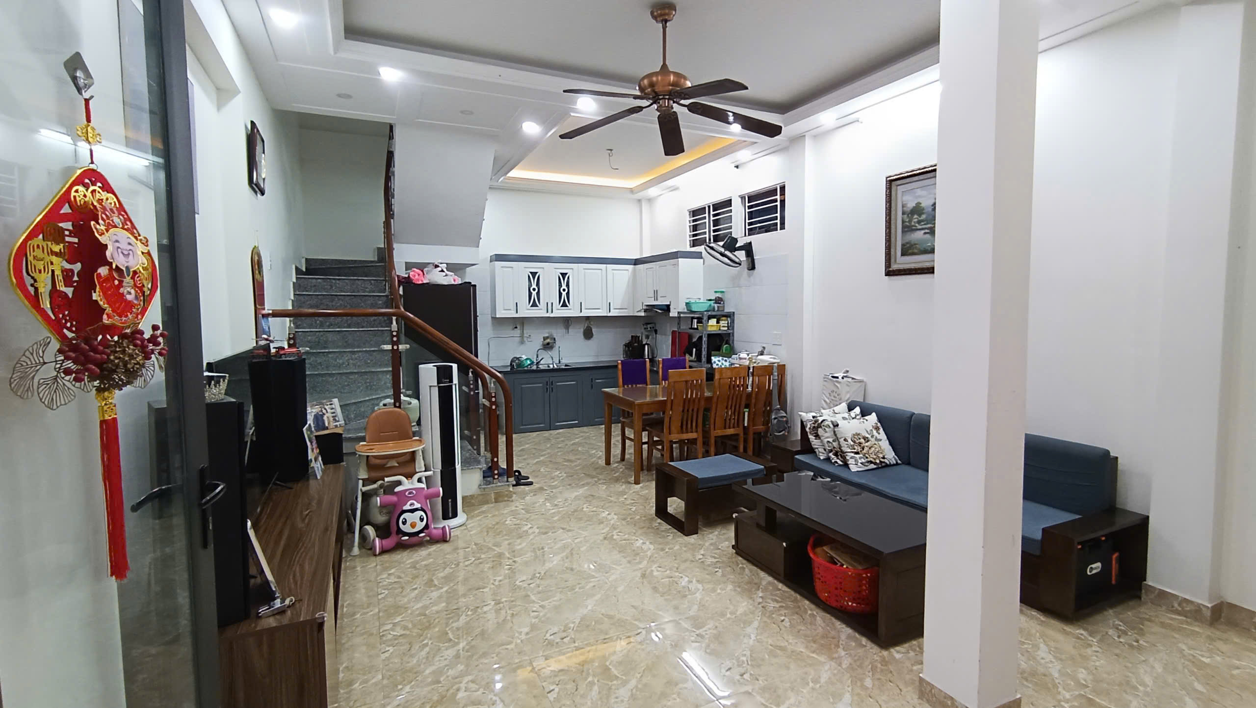  ???? Bán nhà phố Đông Khê - 41m 3 tầng - sân cổng riêng - Giá 3.25 tỉ 