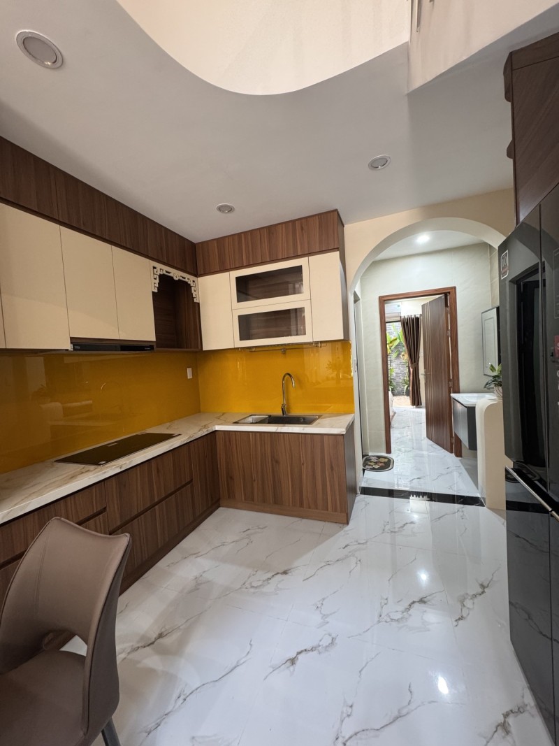  Bán nhà Dũng Sĩ Thanh Khê 54.7m2 3 tầng ô tô đỗ cửa full nội thất giá 5.9 tỷ 