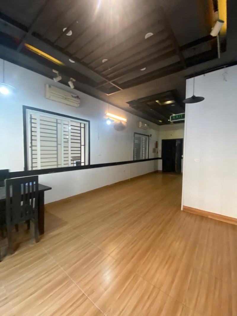  BÁN NHÀ MẶT PHỐ THI SÁCH – HAI BÀ TRƯNG - LÔ GÓC HIẾM – TRUNG TÂM KINH DOANH SẦM UẤT 