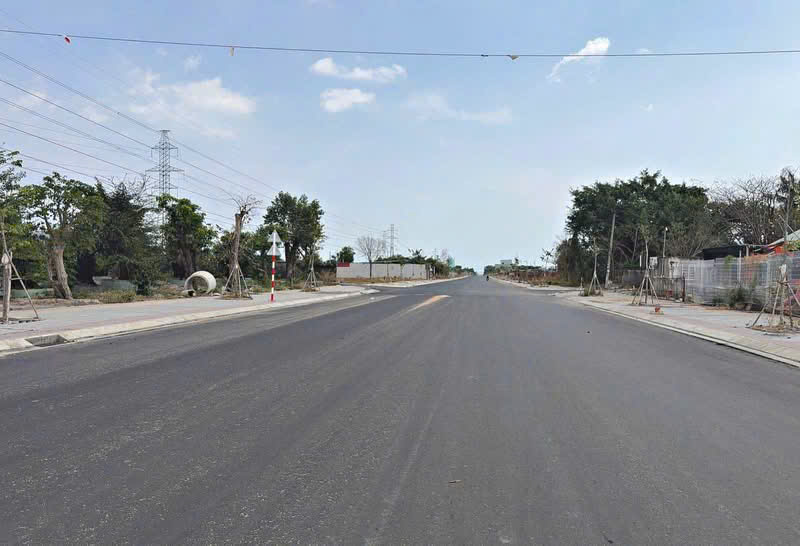  5 NỀN LK MẶT TIỀN ĐƯỜNG S P . TÂN PHƯỚC - TP.HCM TRUNG TÂM CẢNG QUỐC TẾ CÁI MÉP - THỊ VẢI 