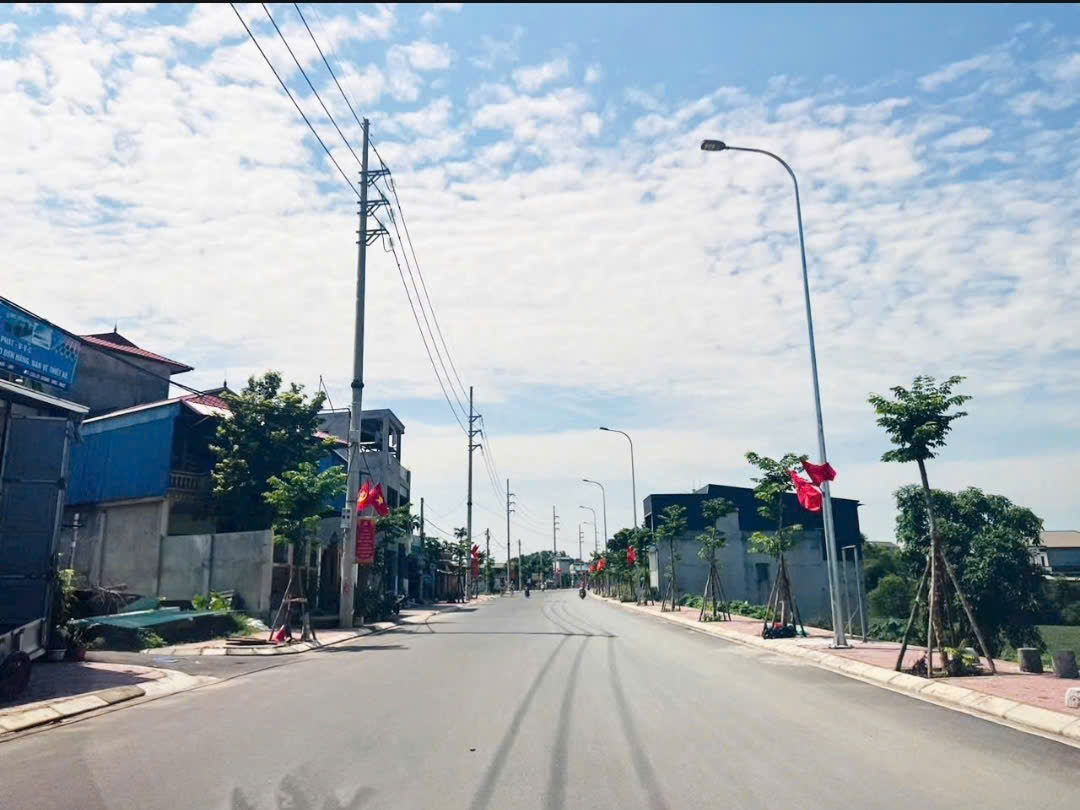  Dưới đây là nội dung đã được tối ưu hóa theo dạng Spin Content C để bạn sử dụng trên phần mềm VBDS. Nội dung này giúp tạo ra hàng chục biến thể khác nhau mà không bị trùng lặp, tăng hiệu quả SEO và tránh bộ lọc spam của các trang web bất động sản.

Tiêu đ 