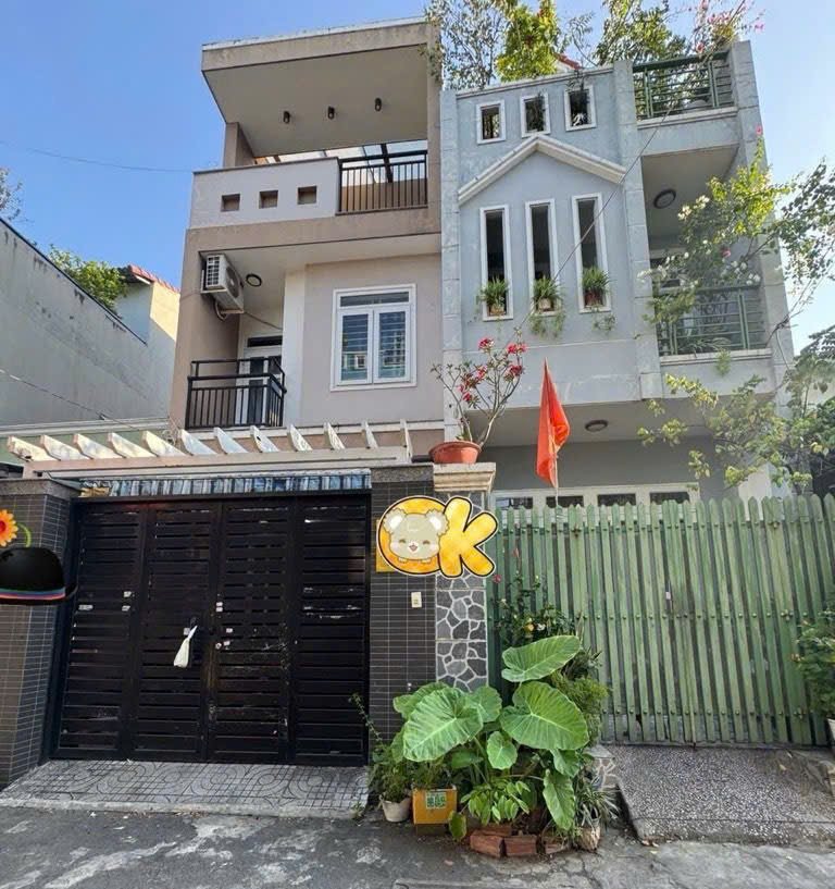  6,5Tỷ-Đỗ Xuân Hợp Q9-Hẻm Ô Tô- 3PN, 3WC- 75m2- Pháp Lý Chuẩn-Gần Chợ-Ở Ngay 