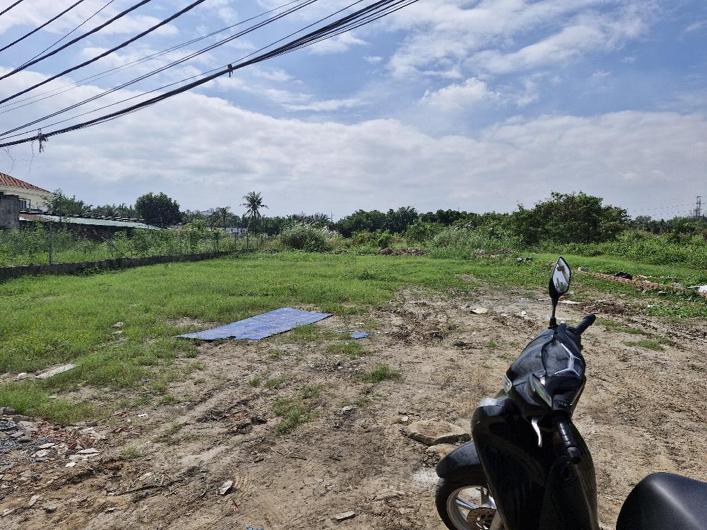  Bán gấp,  Đất Bưng Ông Thoàn,  Long Trường Q9, 2100m2,Ful TC  Chỉ 82 Tỷ 