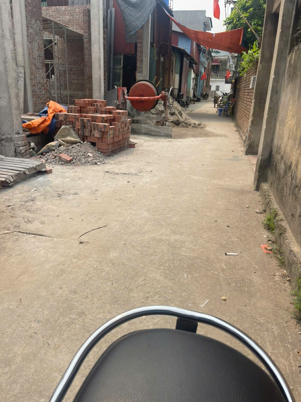  cần bân đất đường ô tô thông giá chỉ nhỉnh 2 tỷ 