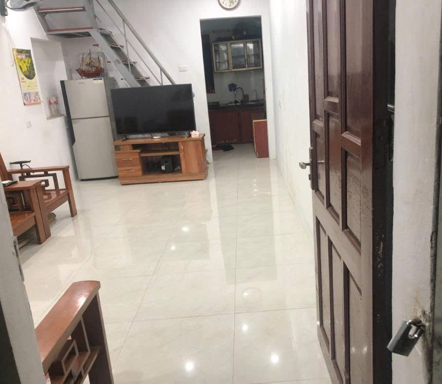  CHÍNH CHỦ CHO THUÊ NHÀ TẬP THỂ 2 TẦNG TẠI NHÀ 20 NGÕ 364 GIẢI PHÓNG - ĐỊNH CÔNG - HÀ NỘI. 