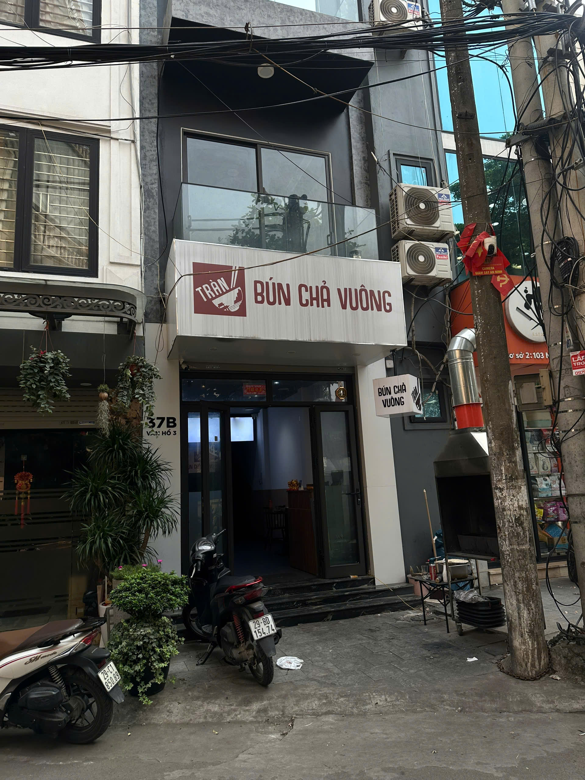  SANG NHƯỢNG MẶT BẰNG TẠI  NGUYỄN ĐÌNH CHIỂU, HAI BÀ TRƯNG, HÀ NỘI 