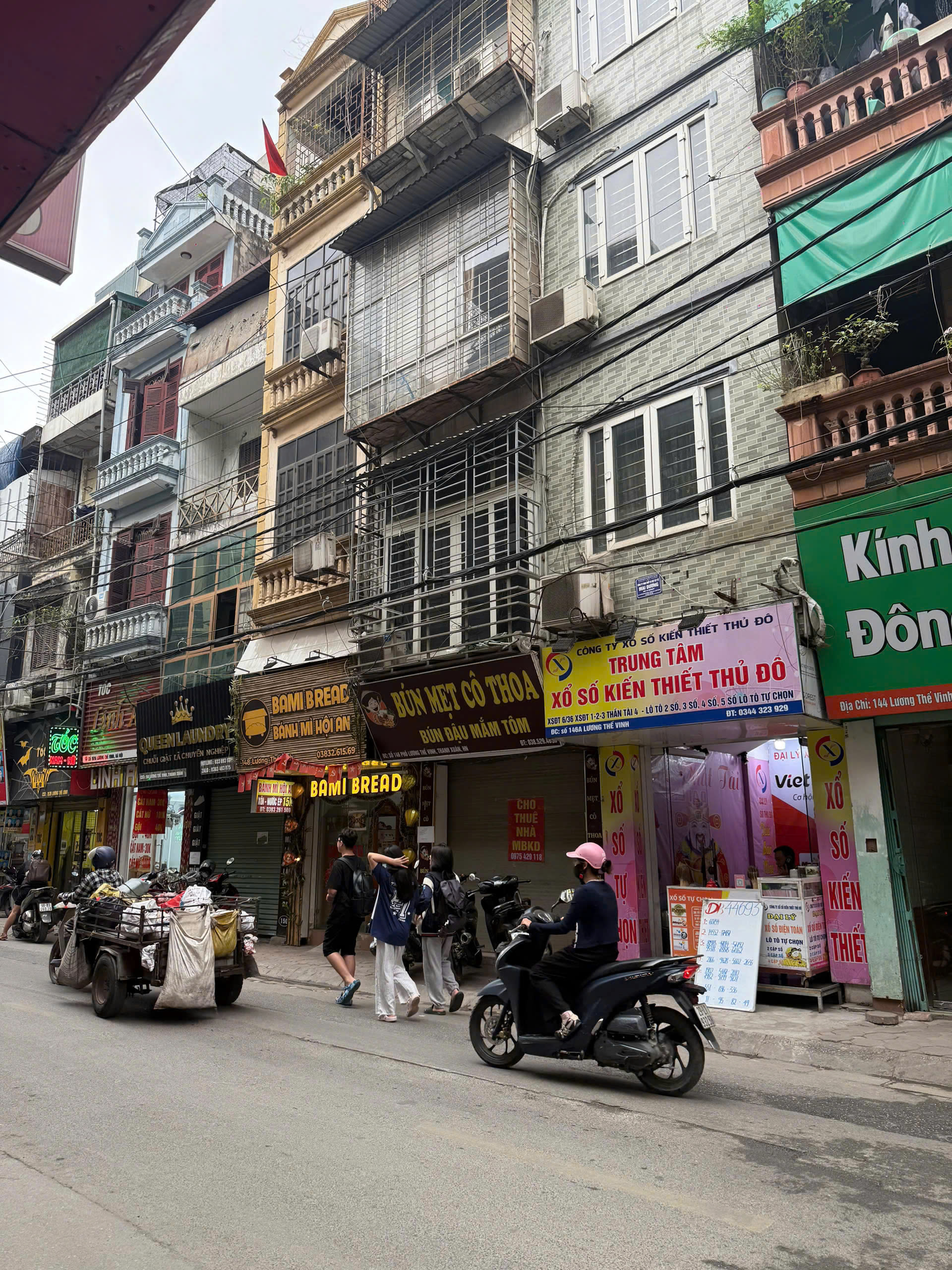  CHO THUÊ NHÀ NGUYÊN CĂN , MẶT TIỀN KINH DOANH ĐẸP TẠI THANH XUÂN ,HÀ NỘI 