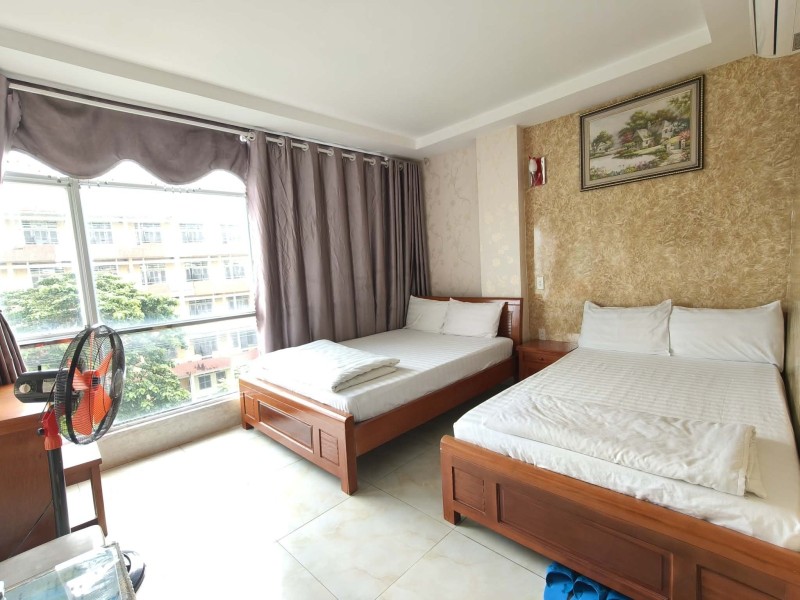  ♥ Khách Sạn MT Ông Ích Khiêm, gần Biển, 112m2, 5 tầng, 20 phòng đang kinh doanh 