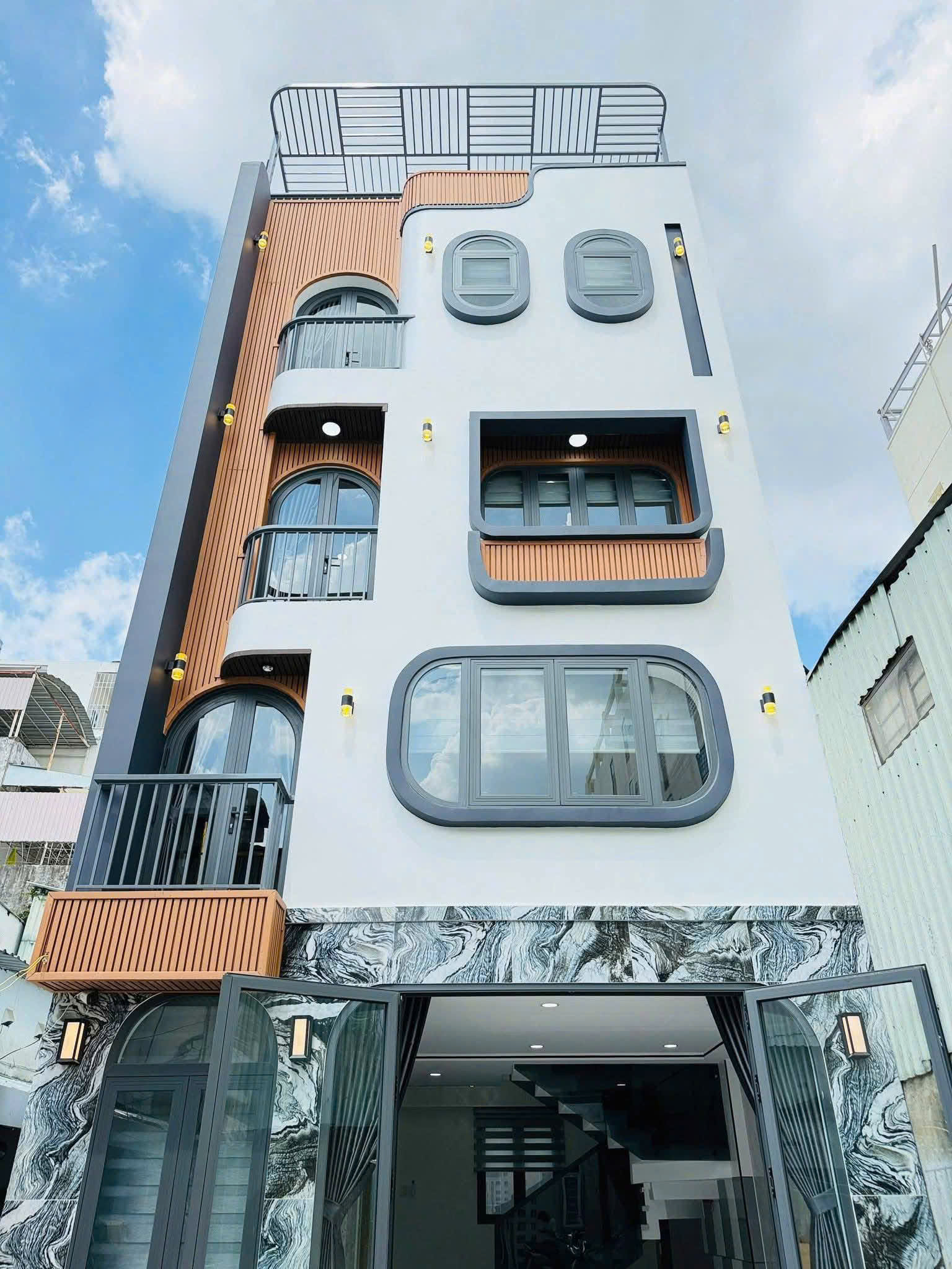  PHÂN LÔ PHƯƠNG CANH,CĐ FPT,BỆNH VIỆN VỈA HÈ,OTO TRÁNH,T.MÁY, DT:55Mx7T,MT:4.5m,14ty 