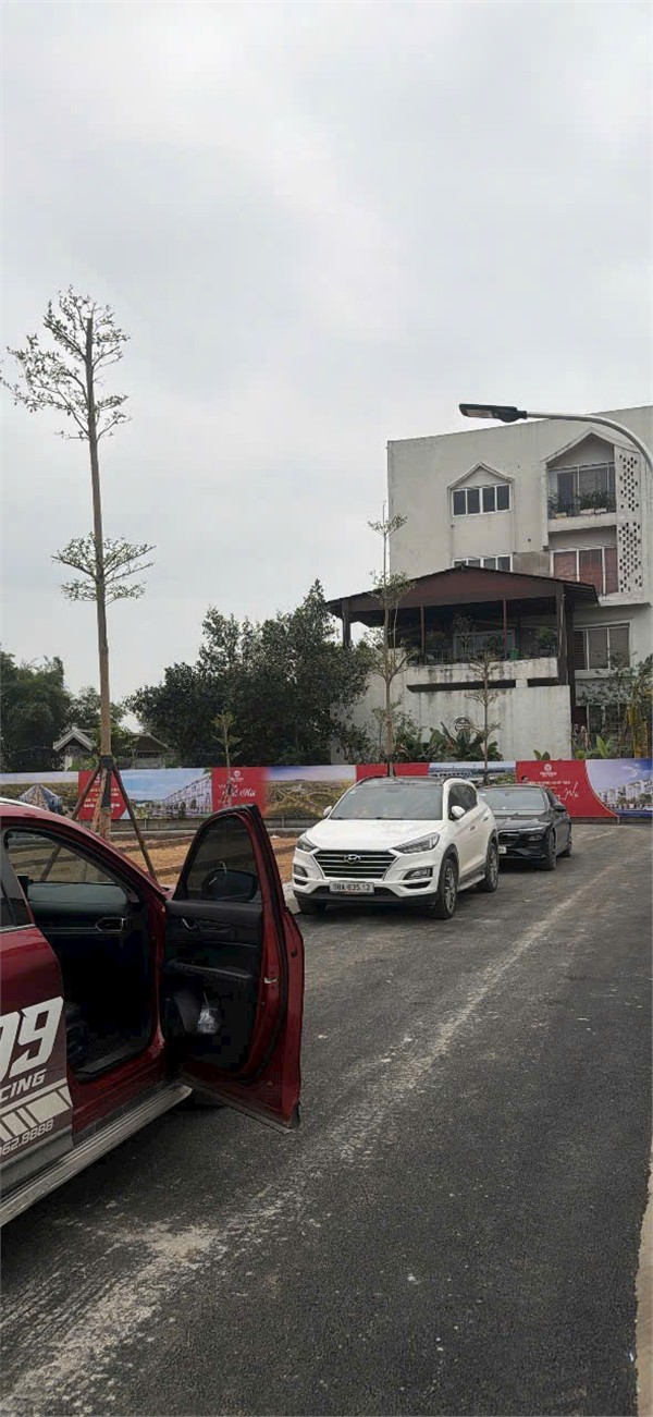  Lãi Ngân Hàng Tăng Cao.Chủ Đất Không Cố Được Nên Đành Bán Gấp Lô Đất 100m full Thổ Cư Tại Đô Thị Hòa Lạc  Giá Cắt Lỗ. 