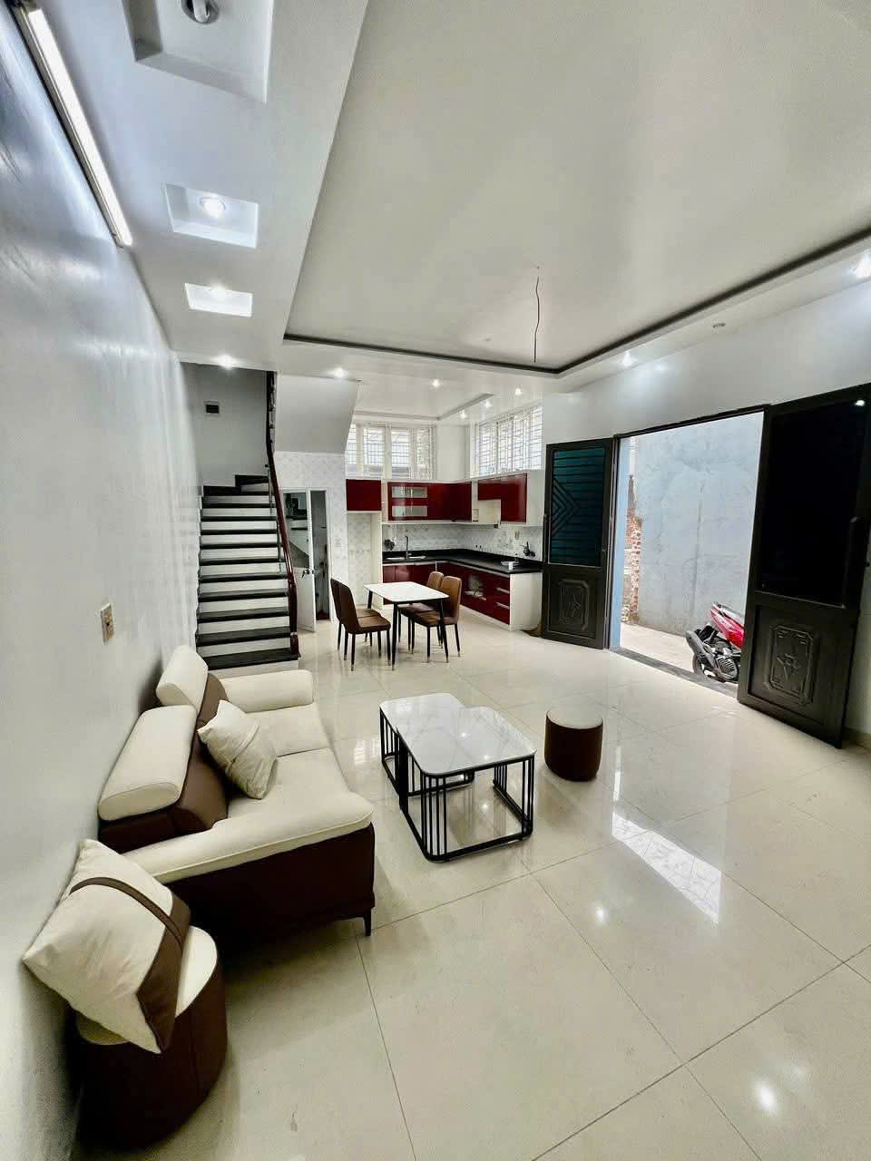  ????Bán nhà Trung Hành - 42m 4 tầng - độc lập riêng biệt - gần Trung Lực 