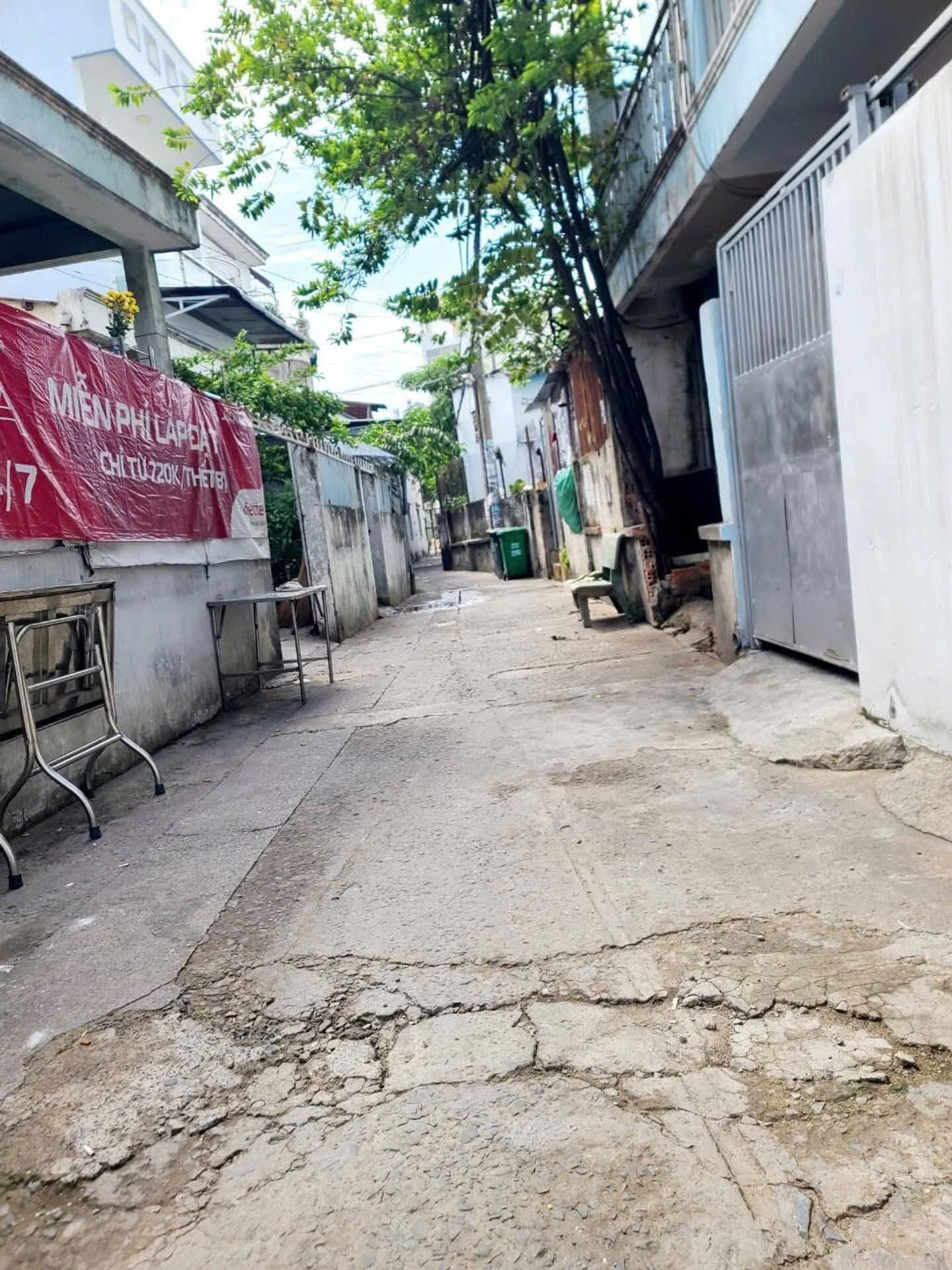  Nhà tỉnh lộ 10,P.Tân Tạo,ngang gần 6m.Sát mặt tiền đường.DT 110m2-nhỉnh 6 tỏi 