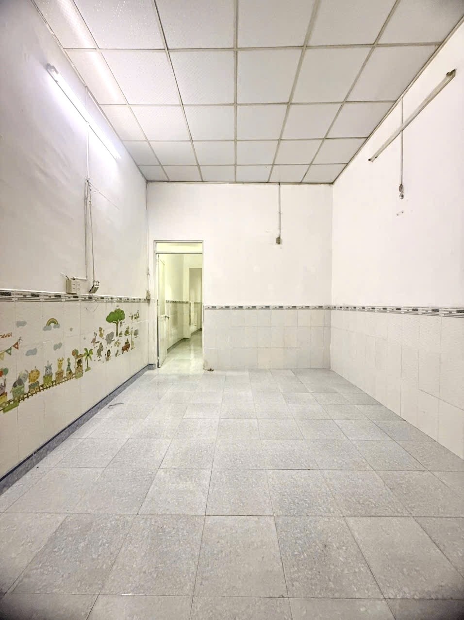  NHÀ BÁN PHAN VĂN HƠN-TRƯỜNG CHINH-QUÂN12.
???? Diện tích: 75m² (ngang 4.35m dài 17m) 