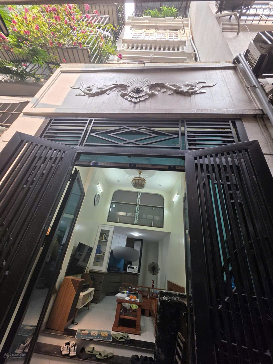  Cho thuê nhà ngõ Hồ Văn Chương-dt 35m2*4 tầng-Giá 12 triệu 