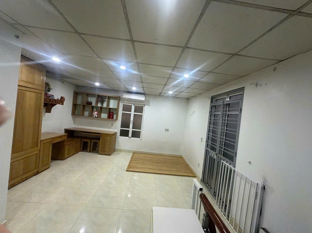  Cho thuê nhà ngõ phố Khương Thượng - 2 tầng*30m2 - 2 ngủ - 2vs - 7triệu. 