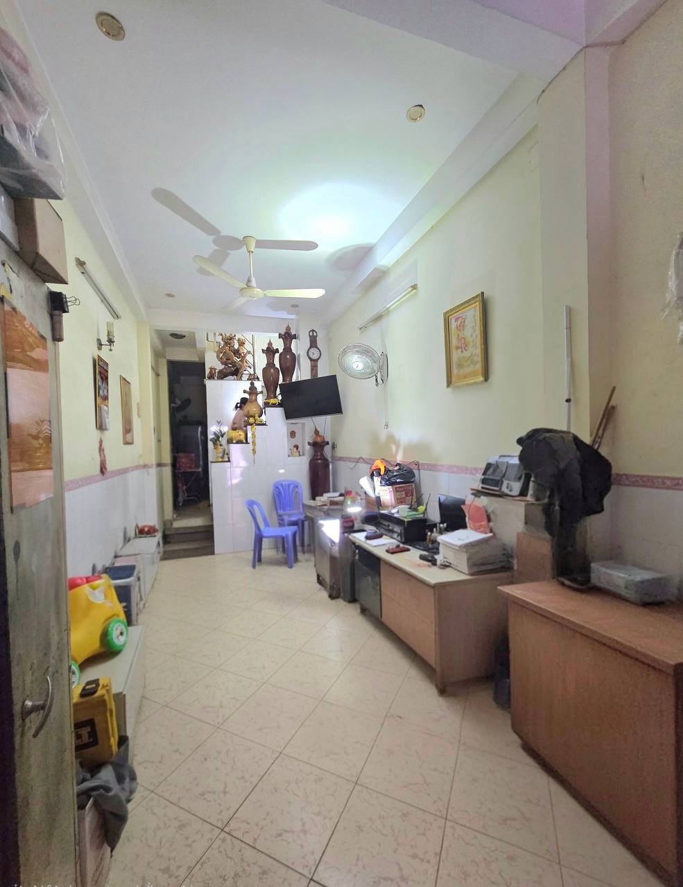  Bán nhà 1 xẹt gần trục Bông Sao, Bùi Minh Trực, 3 tầng kiên cố. 