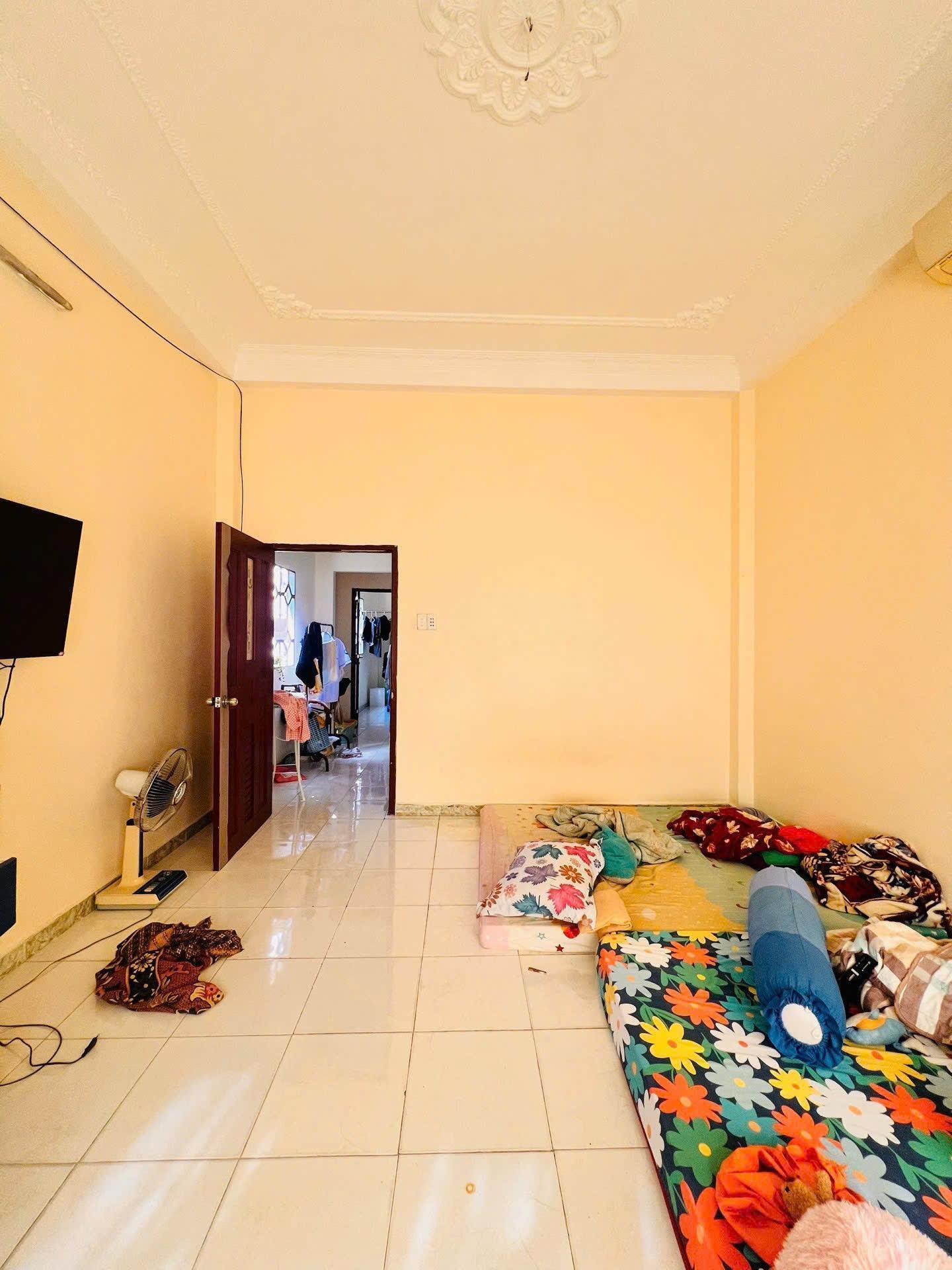  CẦN BÁN NHÀ 3 TẦNG BTCT – NGANG ĐẸP 4M – GIÁ CHỈ 8 TỶ 