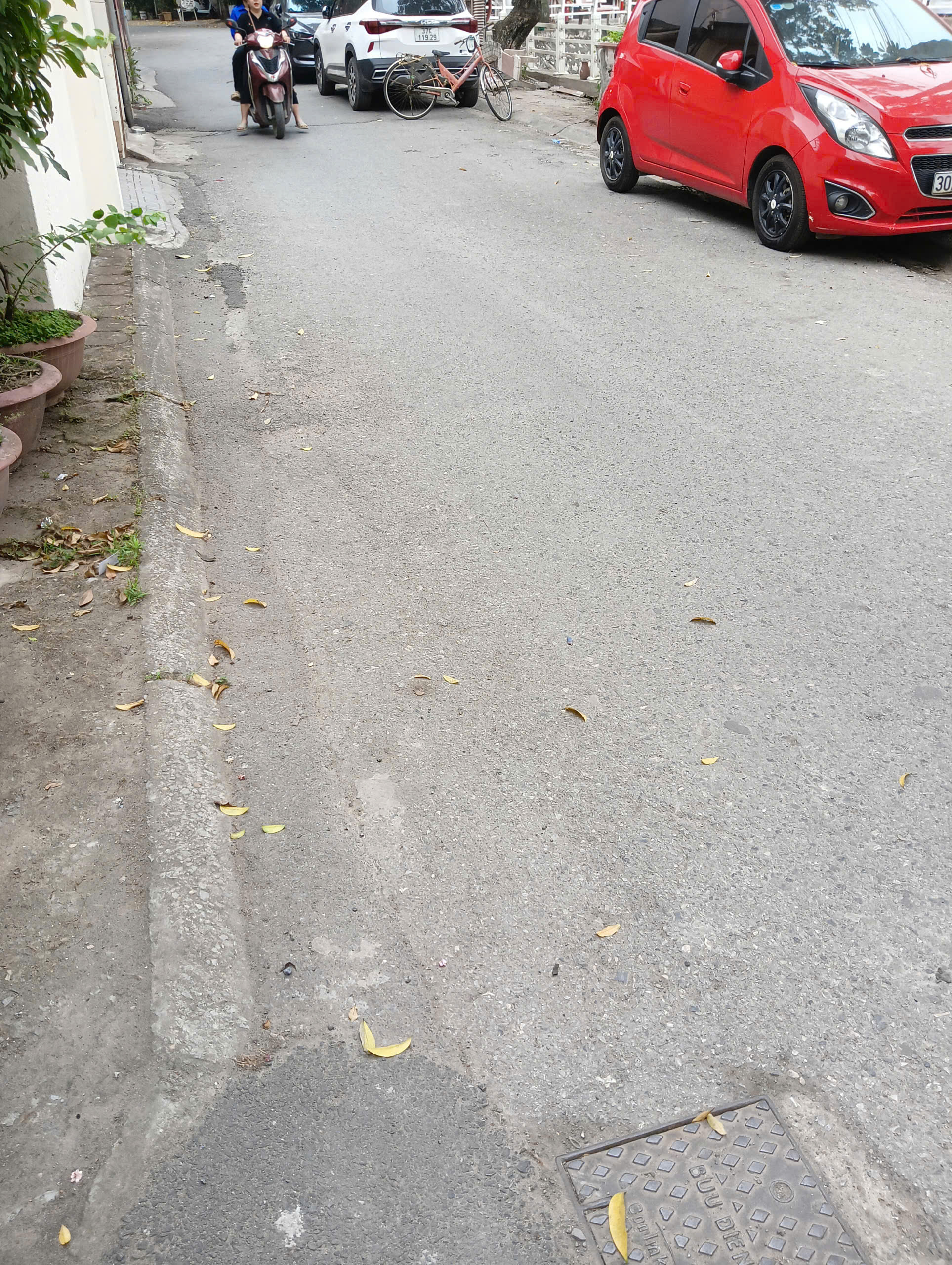  Bán nhà vị trí đẹp ngõ 48 đường Ngô Gia Tự - Long Biên - HN. 