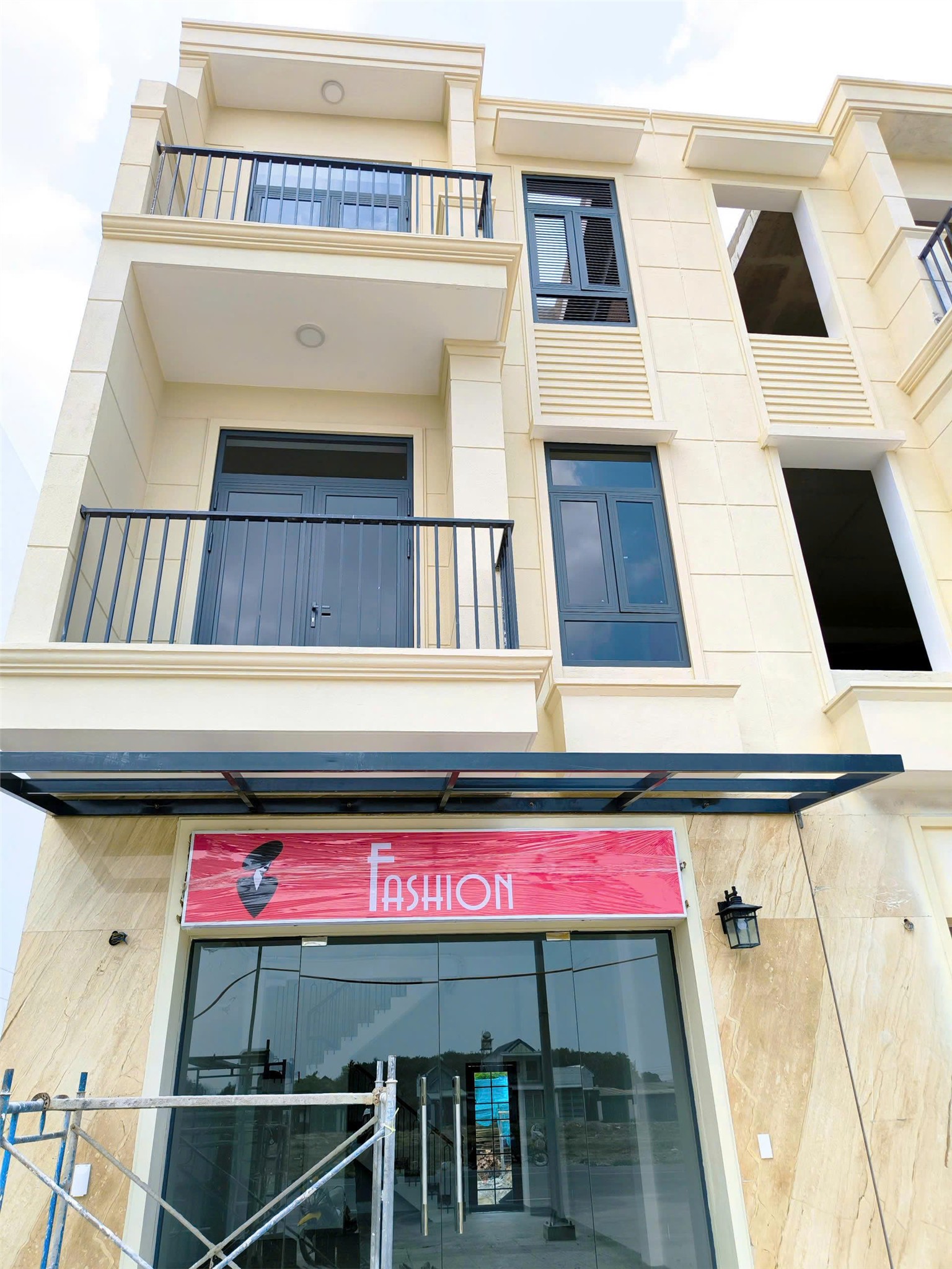  NHÀ ĐẸP – GIÁ TỐT  –  CẦN BÁN NHÀ Tại Phường Bình Cơ, Thành phố Hồ Chí Minh 