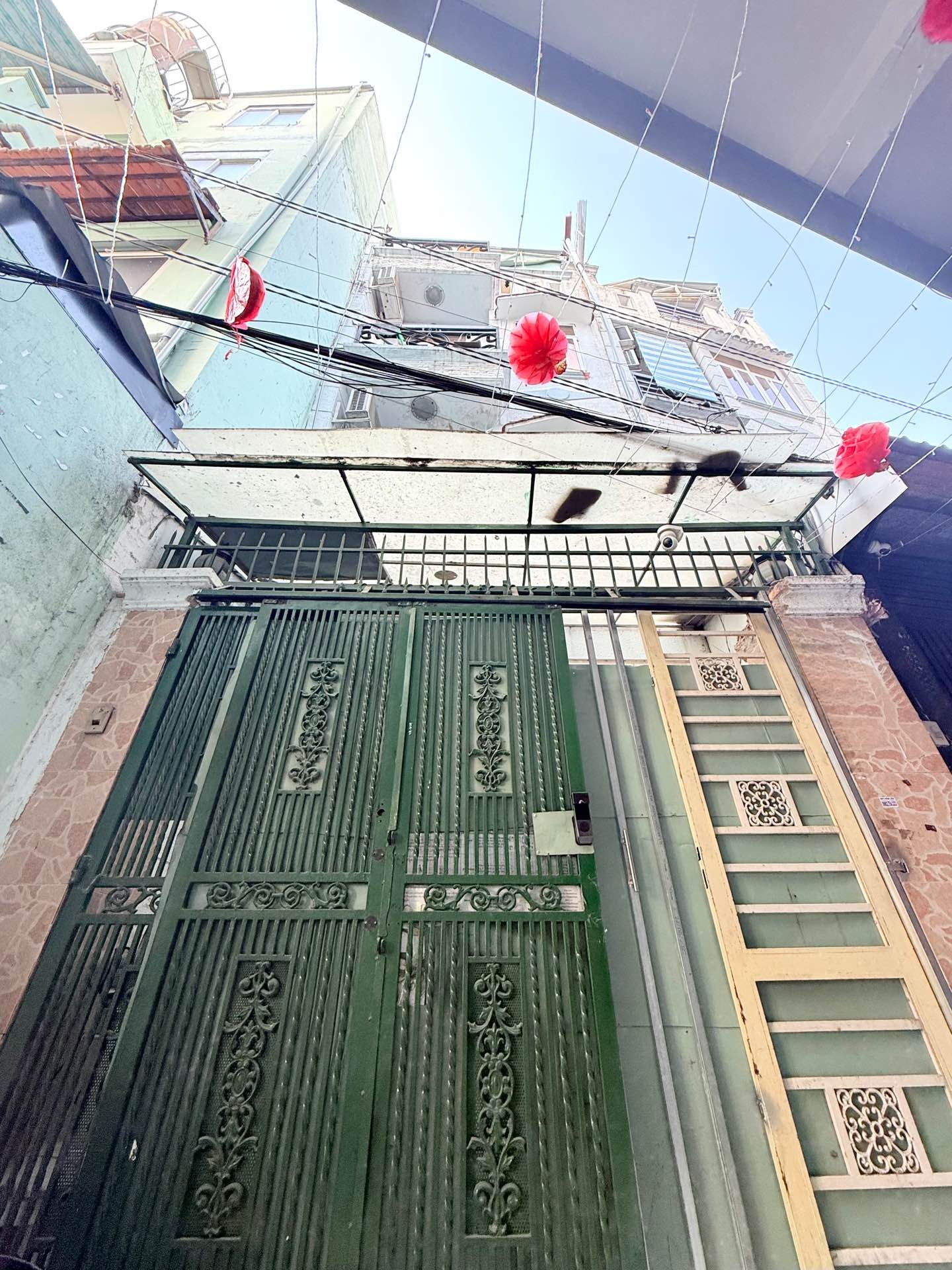  GÀ ĐẺ TRỨNG VÀNG - CHDV Nguyễn Thượng Hiền, P.6, Bình Thạnh - Đối diện cao ốc BotaNic 