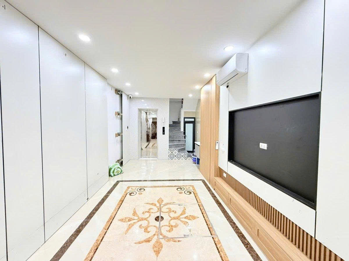  ???? NHÀ ĐẸP THANH XUÂN – 40m² – 6 TẦNG – THANG MÁY – 12.X TỶ 