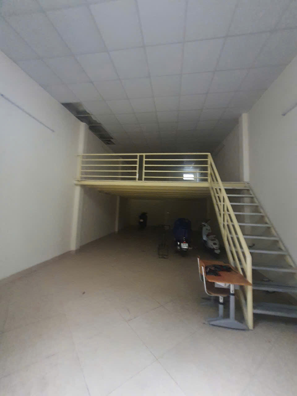  Cho thuê nhà cấp 4 nguyên căn ngõ 2 Hoàng Liệt 75m2, ô tô 7 chỗ, KD, VP cty kết hợp ở 