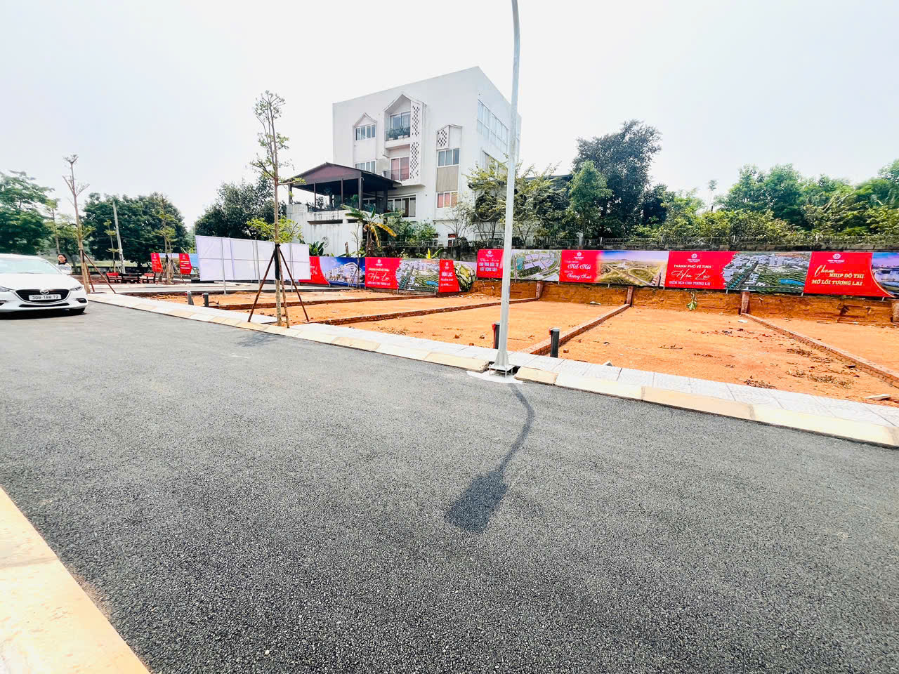  SỐC lô đất đẹp có 1 0 2 tại Hoà Lạc 