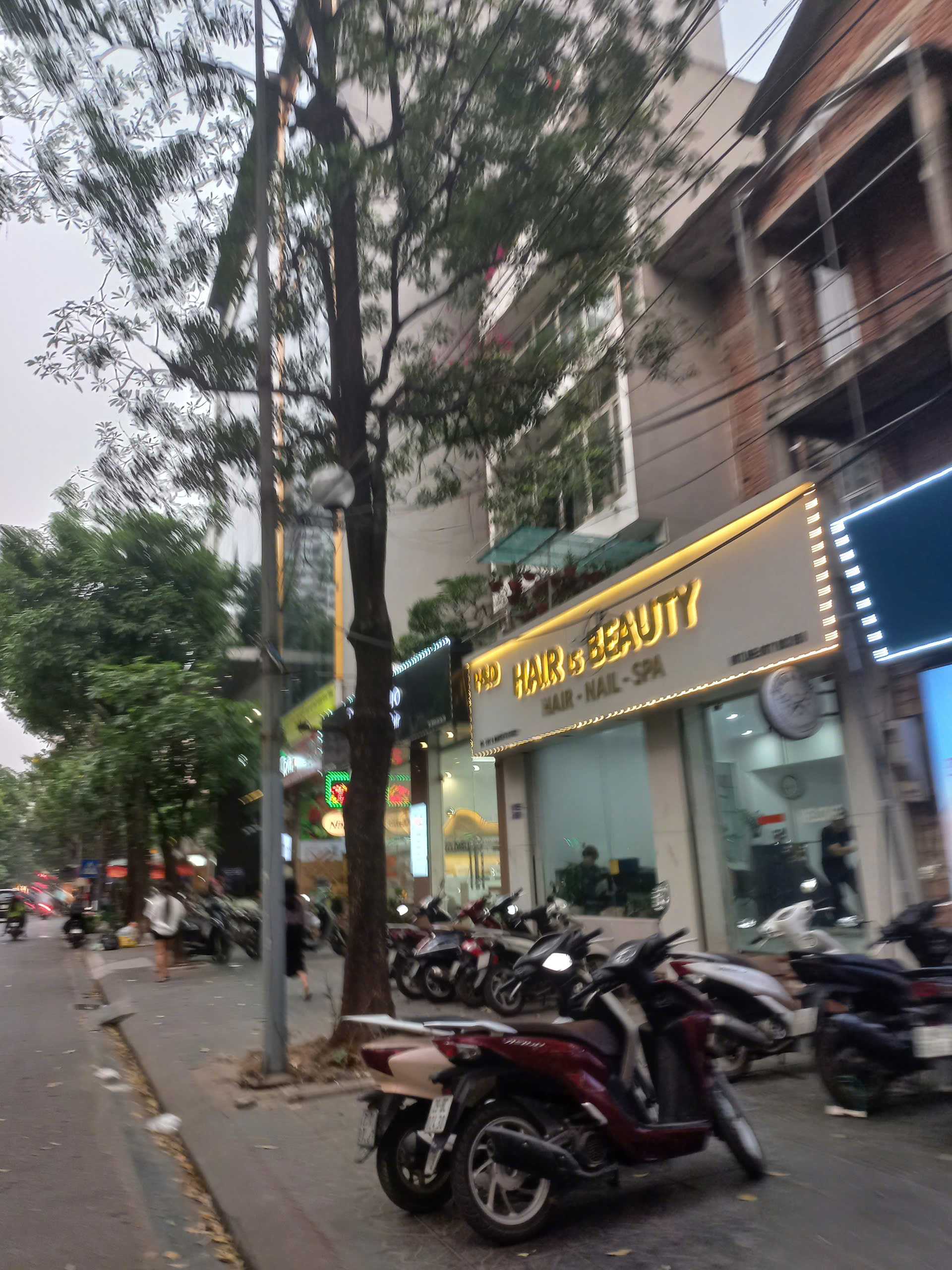  ???? Cho thuê nhà mặt phố Trung Kính kinh doanh sầm uất giá rẻ ???? 