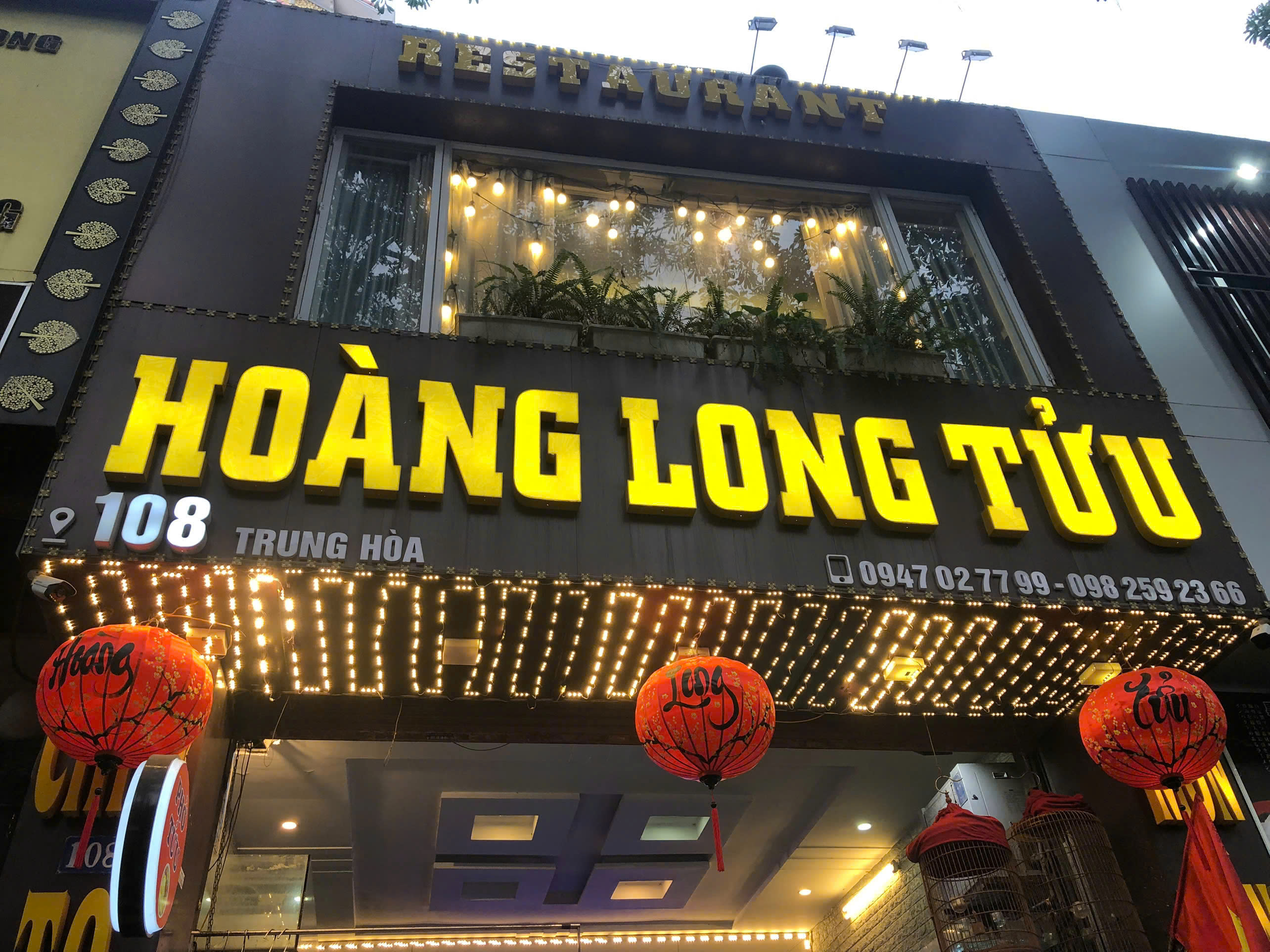  CẦN SANG NHƯỢNG NHÀ HÀNG RƯỢU VANG và HẢI SẢN – MẶT PHỐ TRUNG HOÀ, HÀ NỘI 