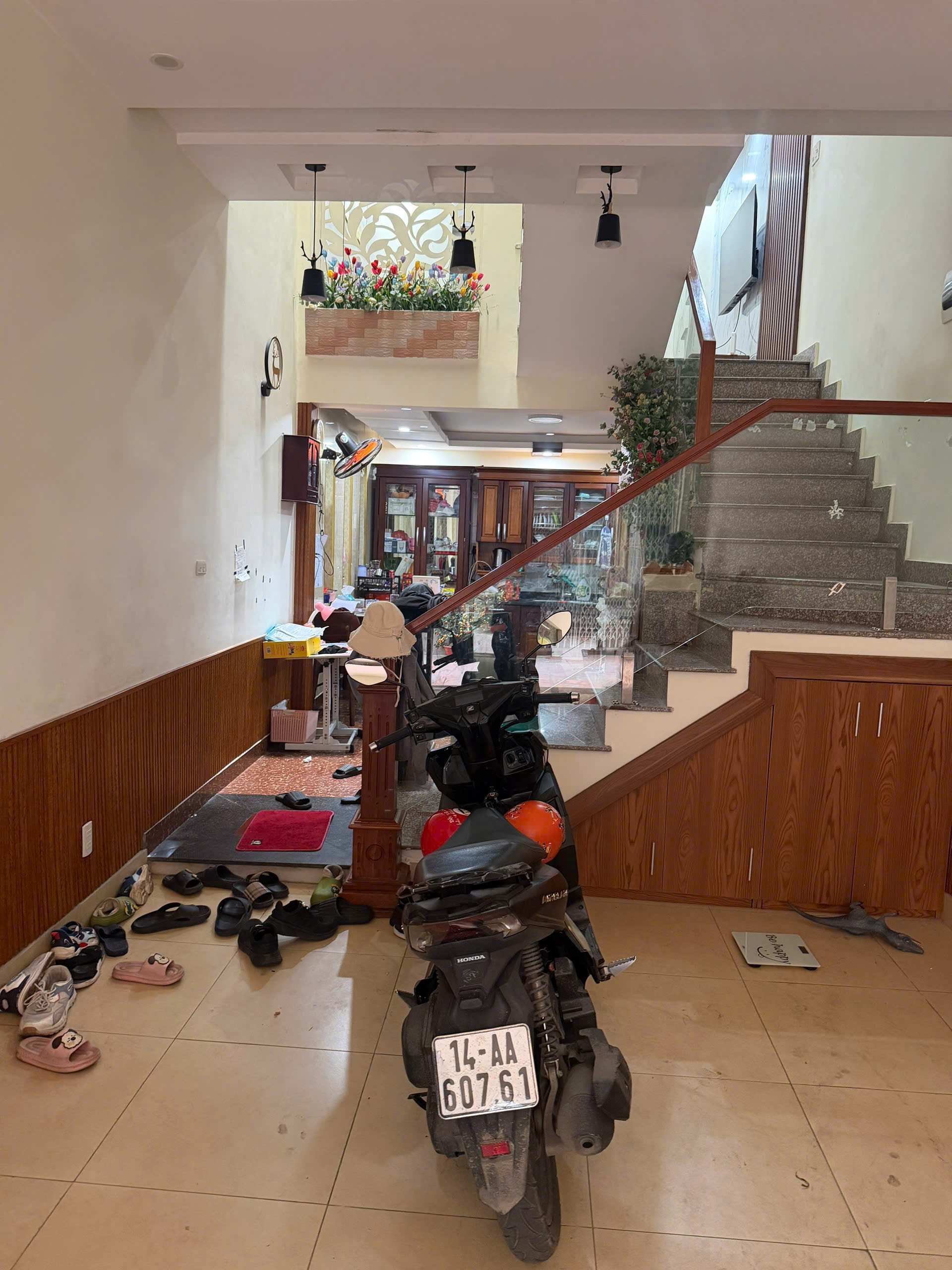  ❌❌Bán nhà ngõ 302 Văn Cao - 46m 4 tầng - Ngõ nông - Ô.tô vào nhà 