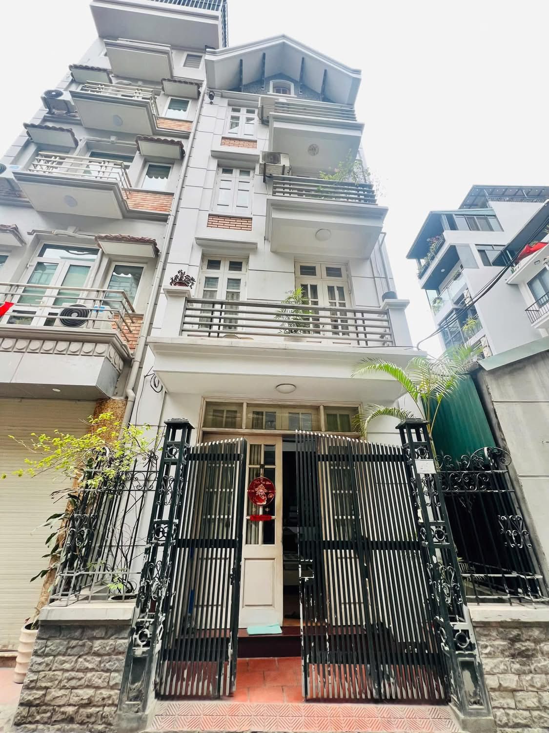  Bán nhà phố Đội Cấn, Ba Đình, lô góc 2 mặt thoáng, ngõ nông, dân xây, 45m, 5 tầng, 12.8 tỷ 