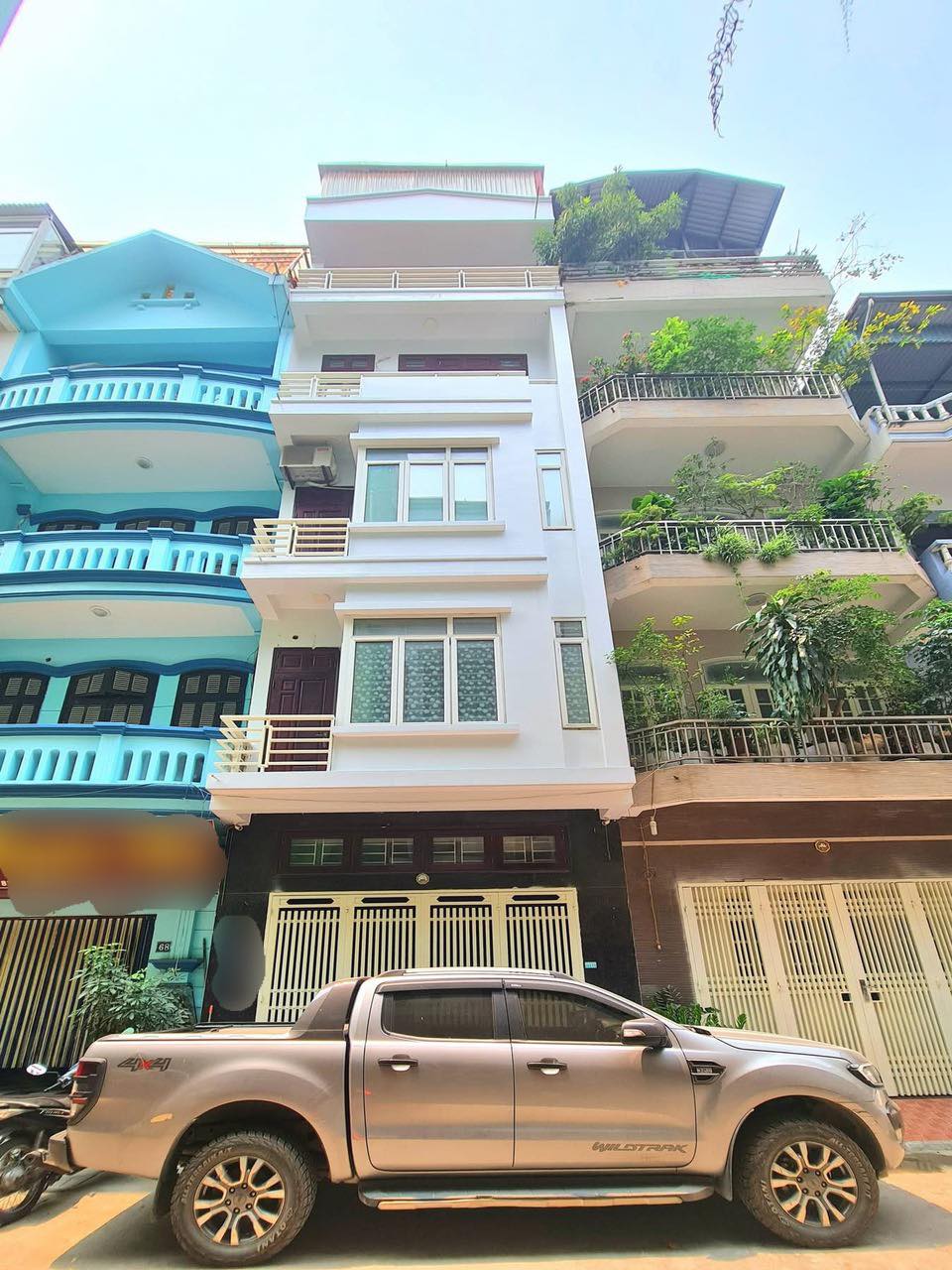  Bán nhà phân lô Trần Quang Diệu, Đống Đa, ô tô vào nhà, dân xây, 66m, 5 tầng, 21 tỷ 
