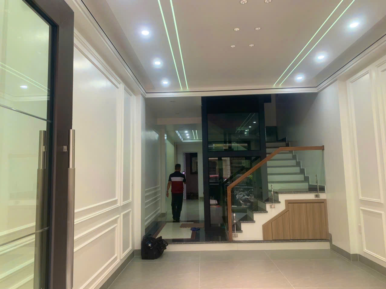  BÁN NHÀ 5 TẦNG LÔ 22 LÊ HỒNG PHONG – HẢI AN – CÓ THANG MÁY – GIÁ 11,9 TỶ 