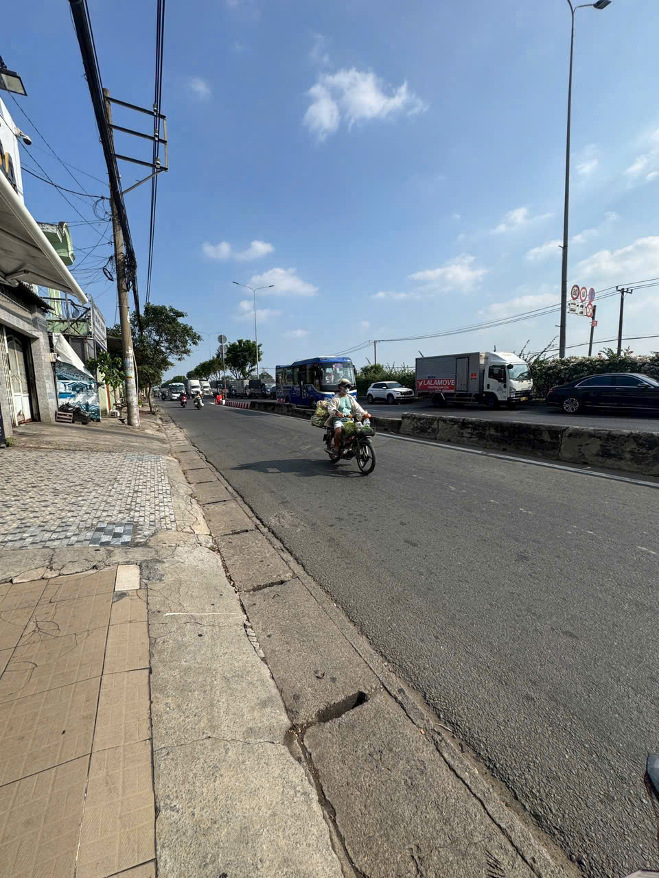  HÀNG CÒN CHINH CHỦ - 2 MẶT TIỀN QL22 – THỊ TRẤN HÓC MÔN – 5x40M – CHỈ 12 TỶ 