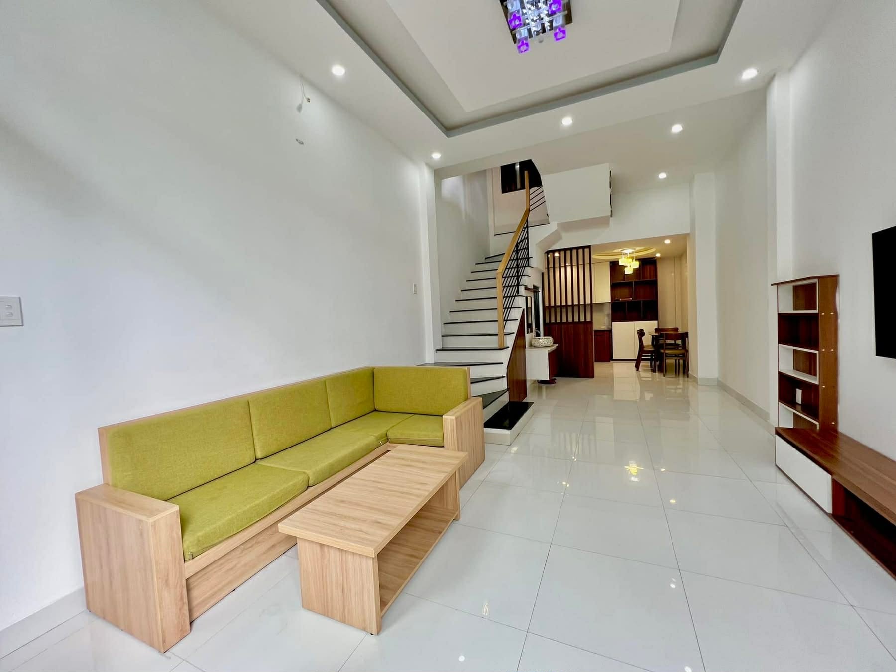  ► Nhà gần Bế Văn Đàn + Hà Huy Tập, 47m2, 2.5 tầng cứng đẹp, 3PN, 3.95 tỷ 