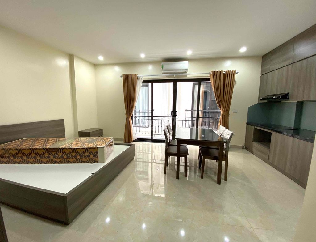  Cho thuê căn hộ studio đầy đủ đồ vào ở ngay, vị trí gần chợ, gần trường học 