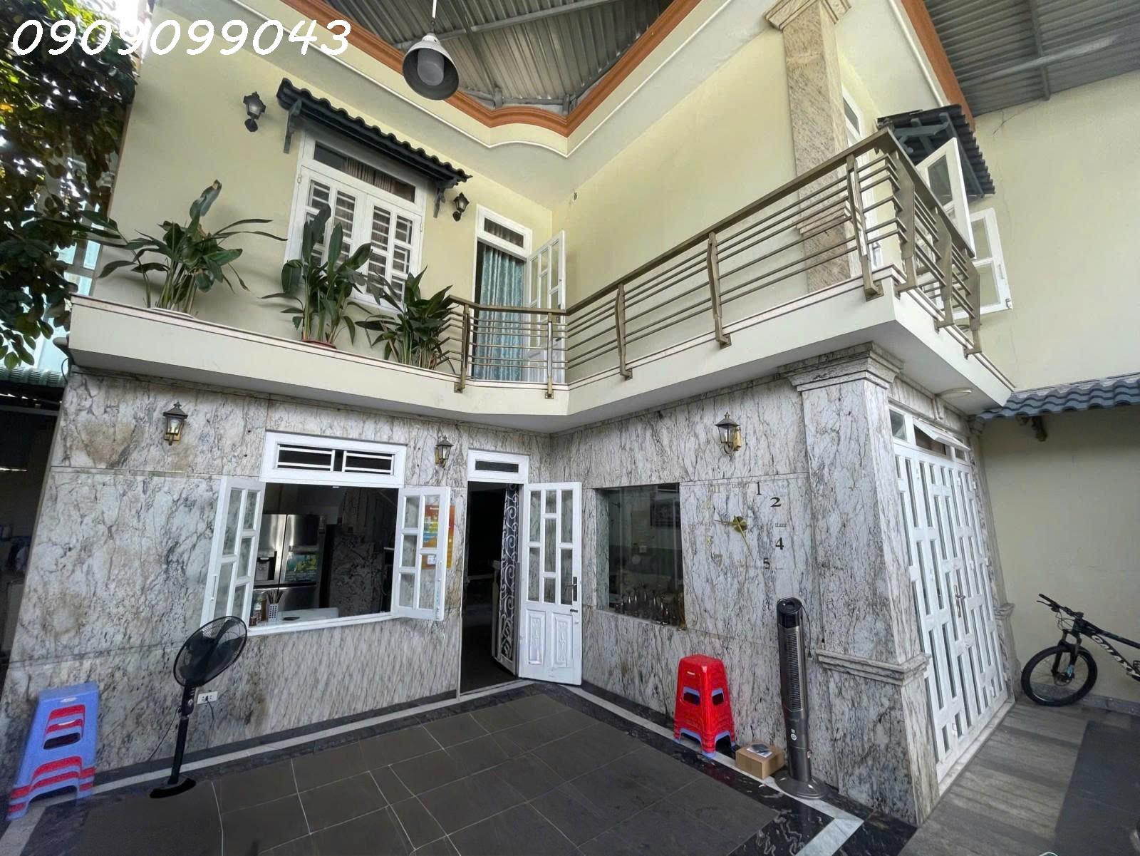  ????SÁT MẶT TIỀN TIỀN PHAN VĂN HỚN-145M2
PHÙ HỢP XÂY BIỆT THỰ-NGANG KHỦNG 8M NỞ HẬU 15M 