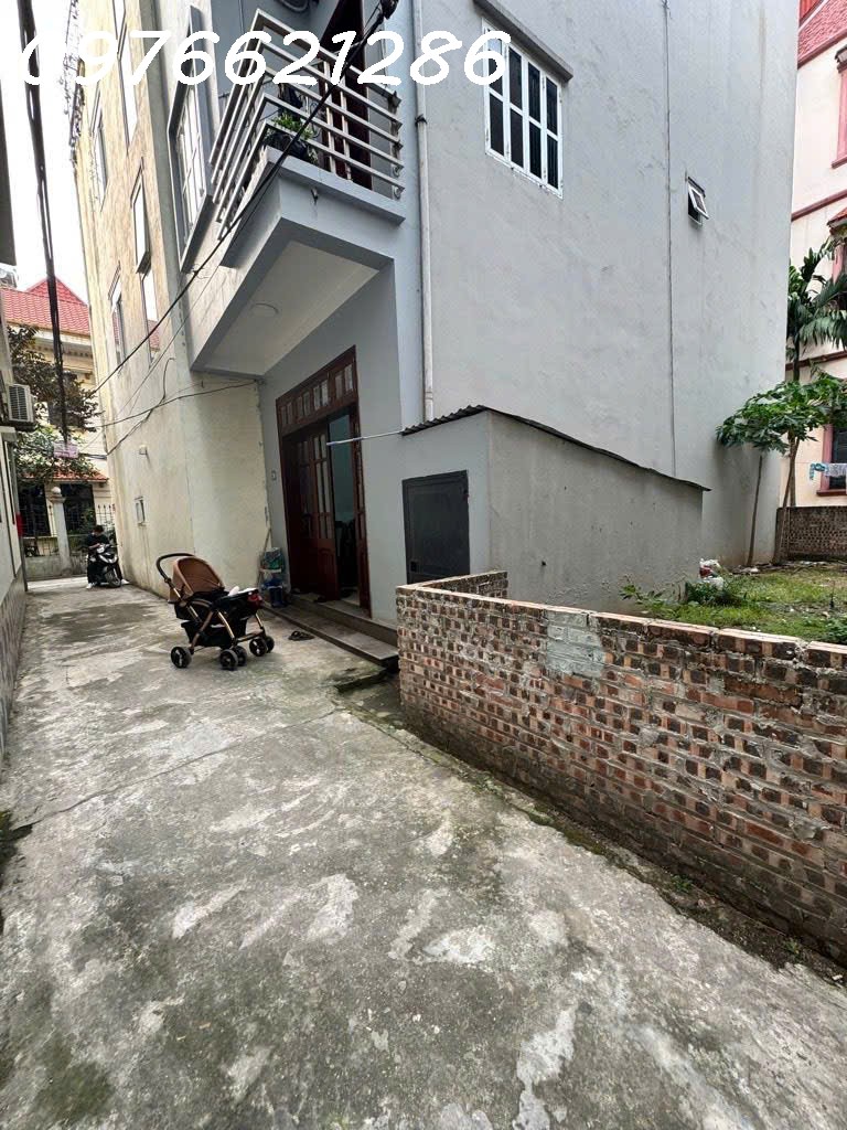  Bán đất Thanh Am – 34m² – 2 mặt ngõ – 4,6 tỷ – siêu thoáng, gần ô tô 