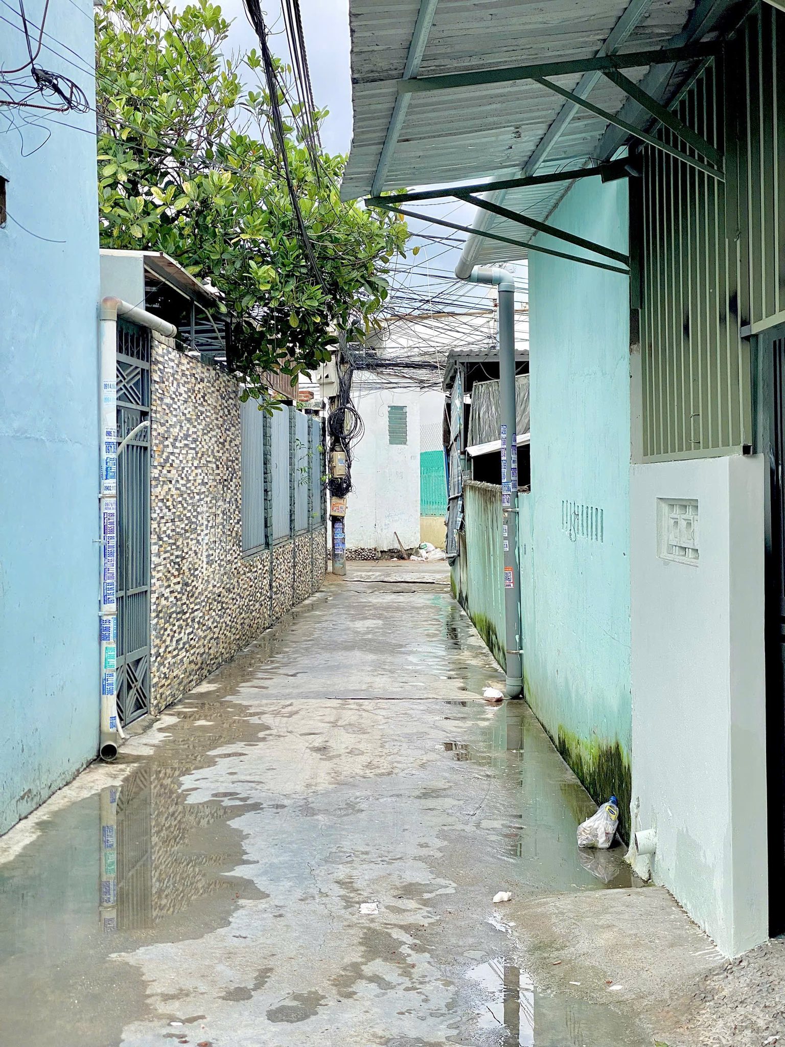  Bán nhà 2 tầng TTTp Nha Trang , hẻm thông , gần Cầu Hộ Phương Sài 