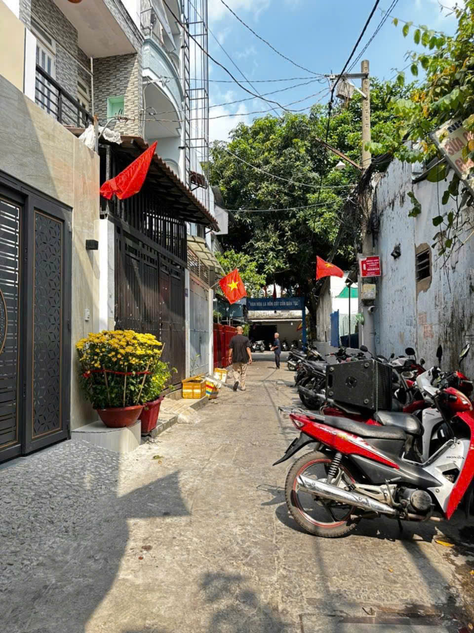  NHÀ HẺM XE HƠI – DƯƠNG VĂN DƯƠNG – GẦN AEON TÂN PHÚ 