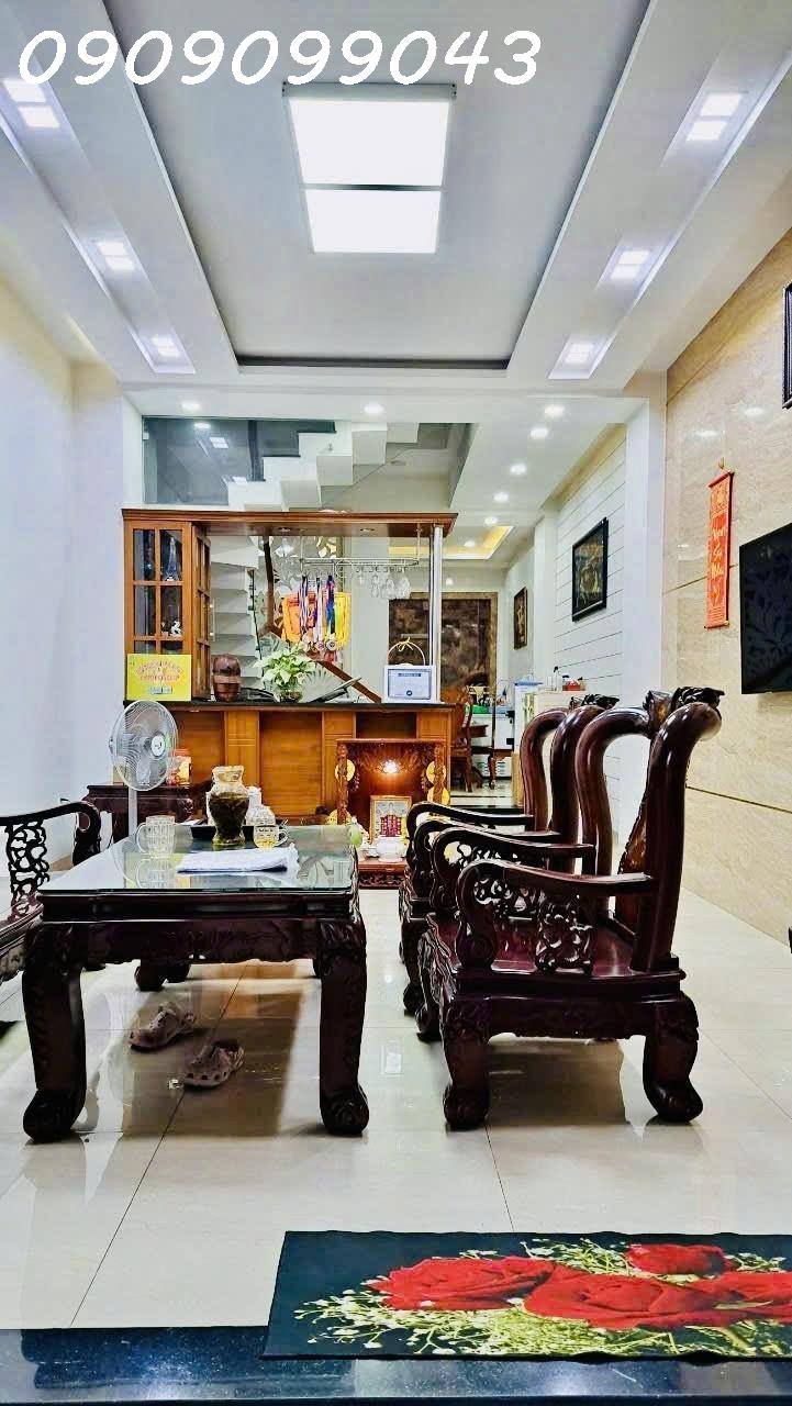  ???? NHÀ KHU DÂN CƯ AN SƯƠNG,NƠI AN SINH ĐẠI GIA NHÀ GIÀU.
DT:72m2 Ngang 4X18m 4 tầng 4PN. 