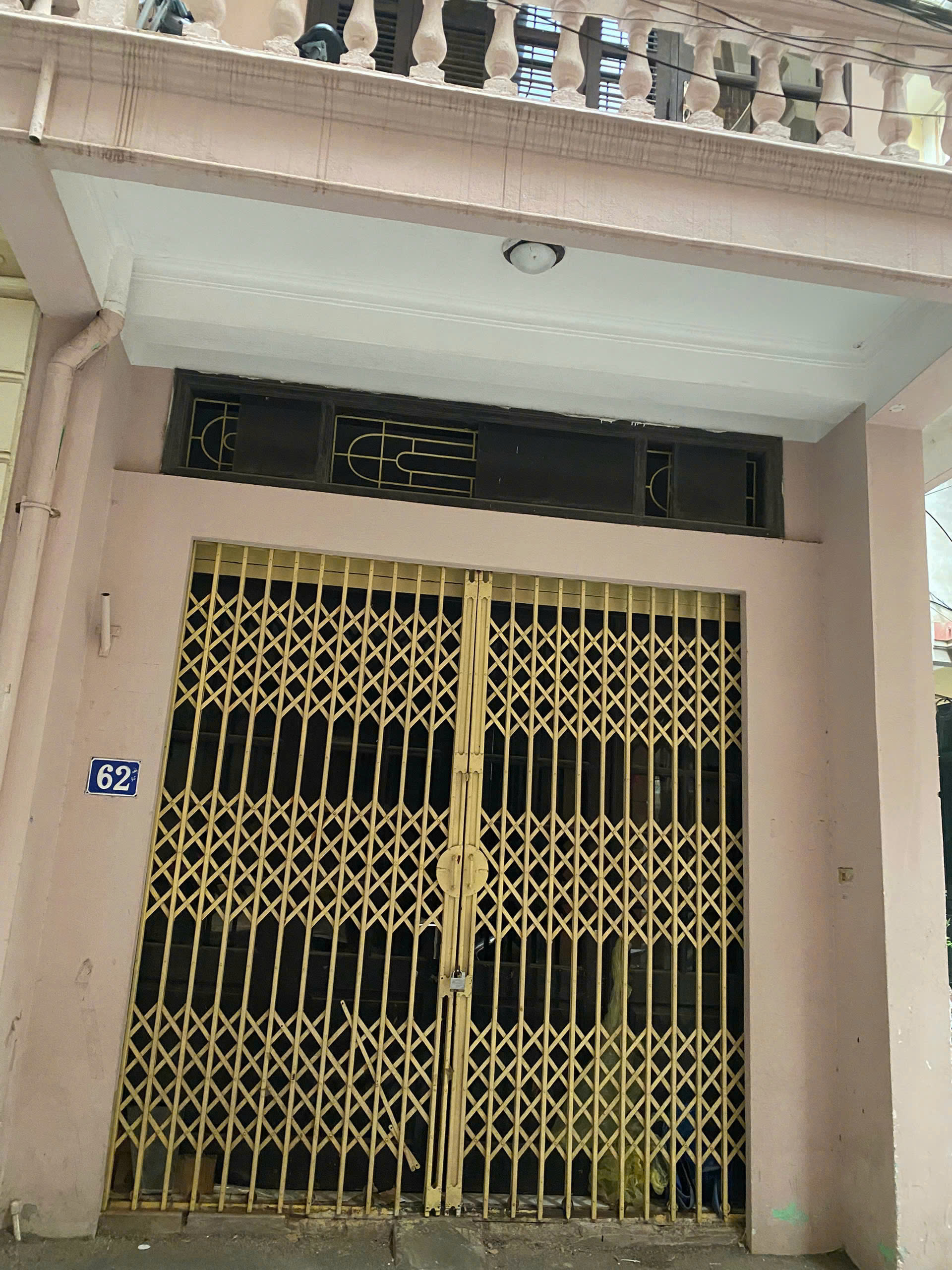  CẦN NHƯỢNG LẠI MẶT BẰNG  NGÕ 193 TRUNG KÍNH, CẦU GIẤY , HÀ NỘI 